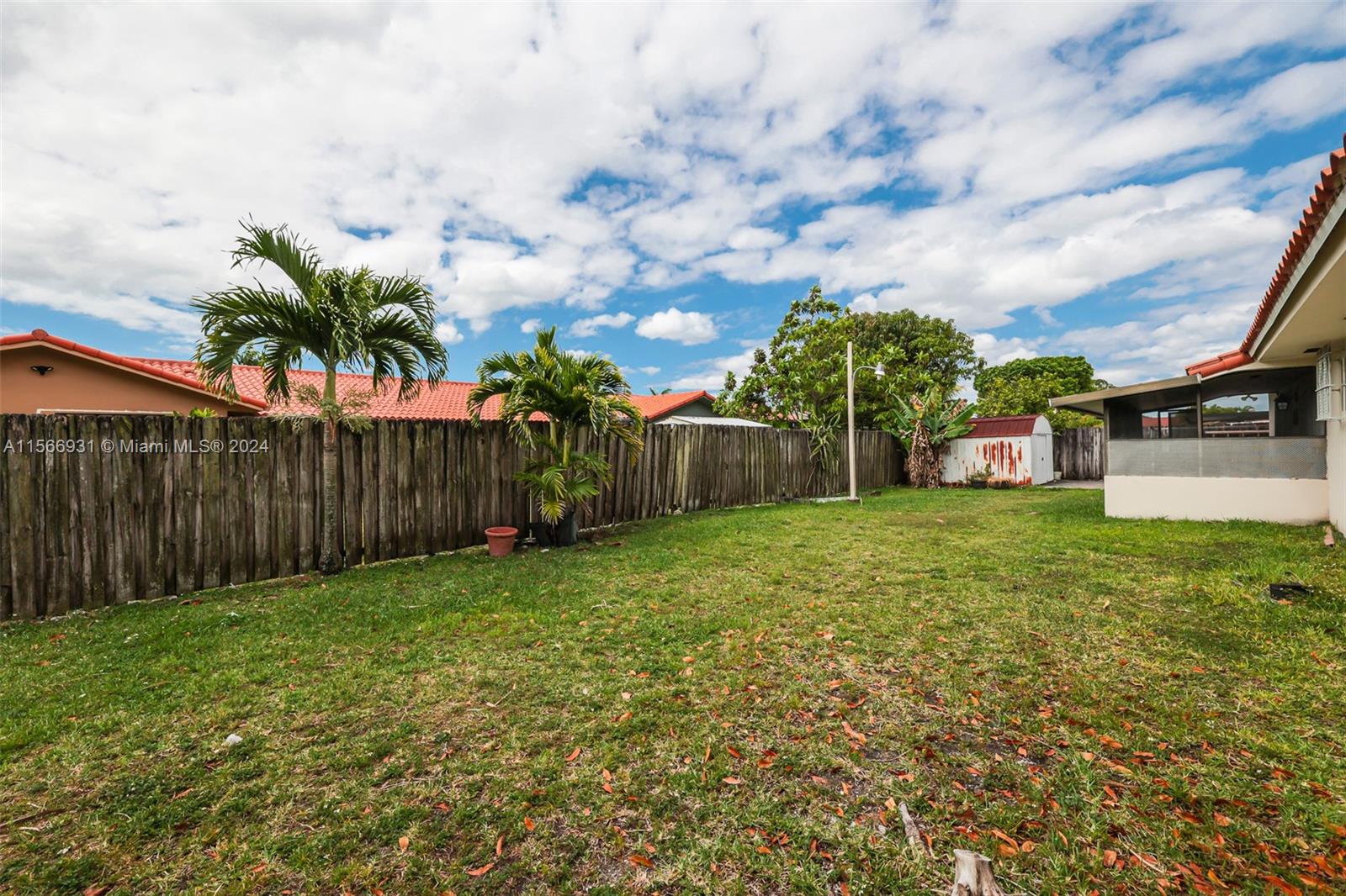 SEVILLA GARDENS SEC 1 - Residential