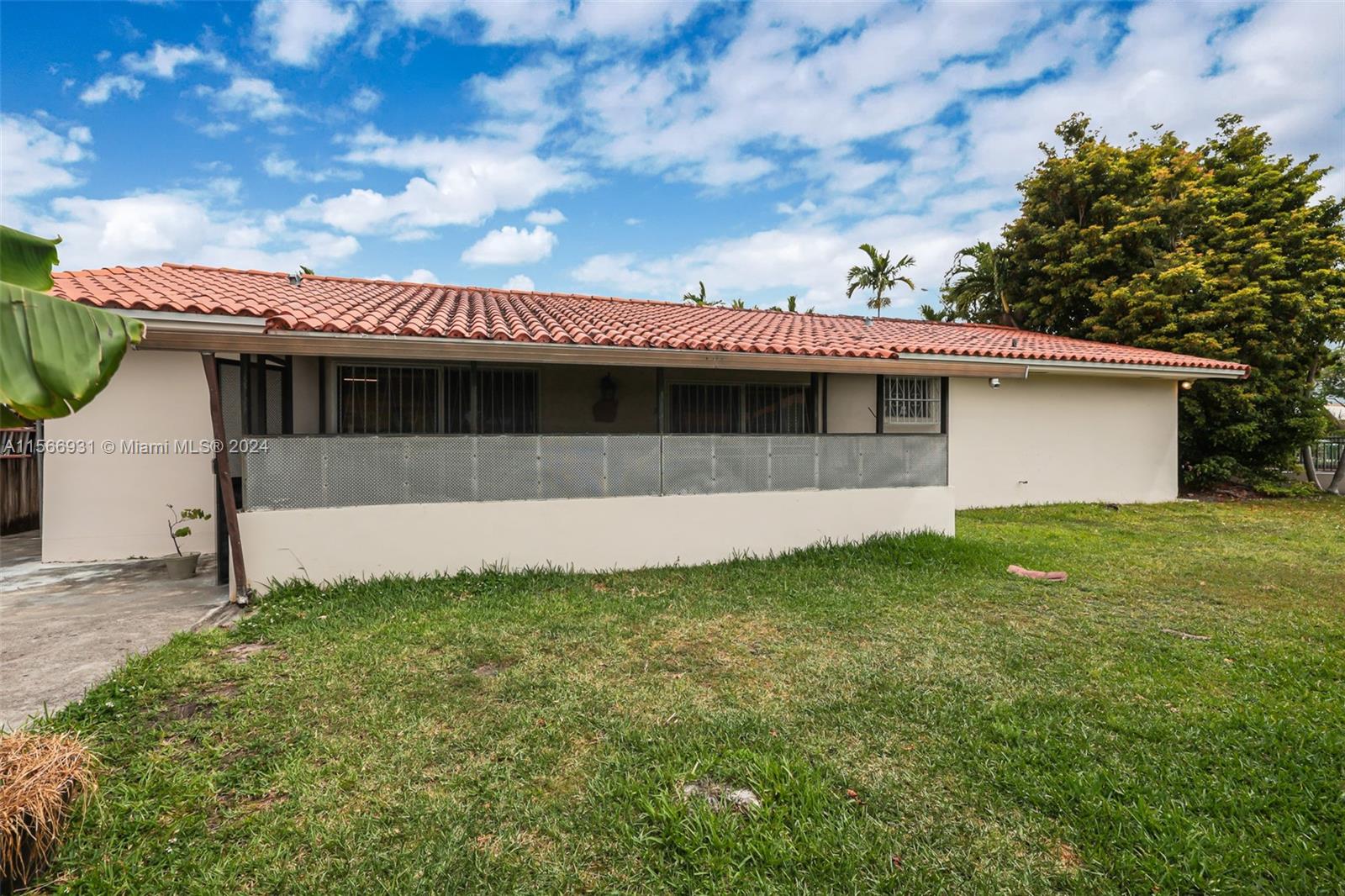SEVILLA GARDENS SEC 1 - Residential