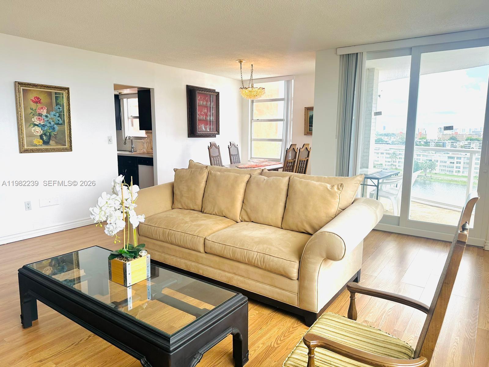 BUCKLEY TOWERS CONDO - EA - Residential
