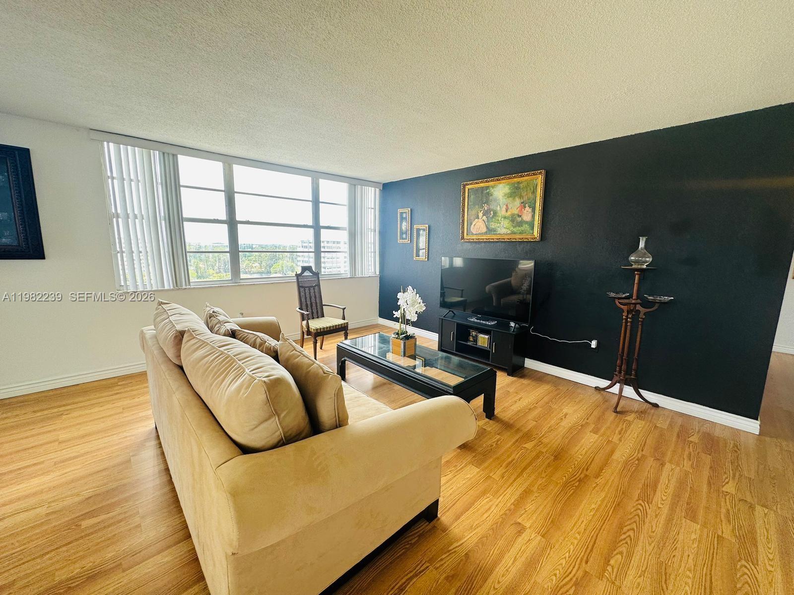 BUCKLEY TOWERS CONDO - EA - Residential