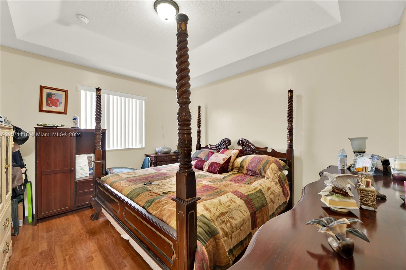 VENETIA GROVE - Residential