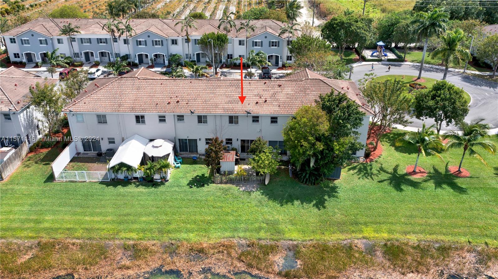 VENETIA GROVE - Residential