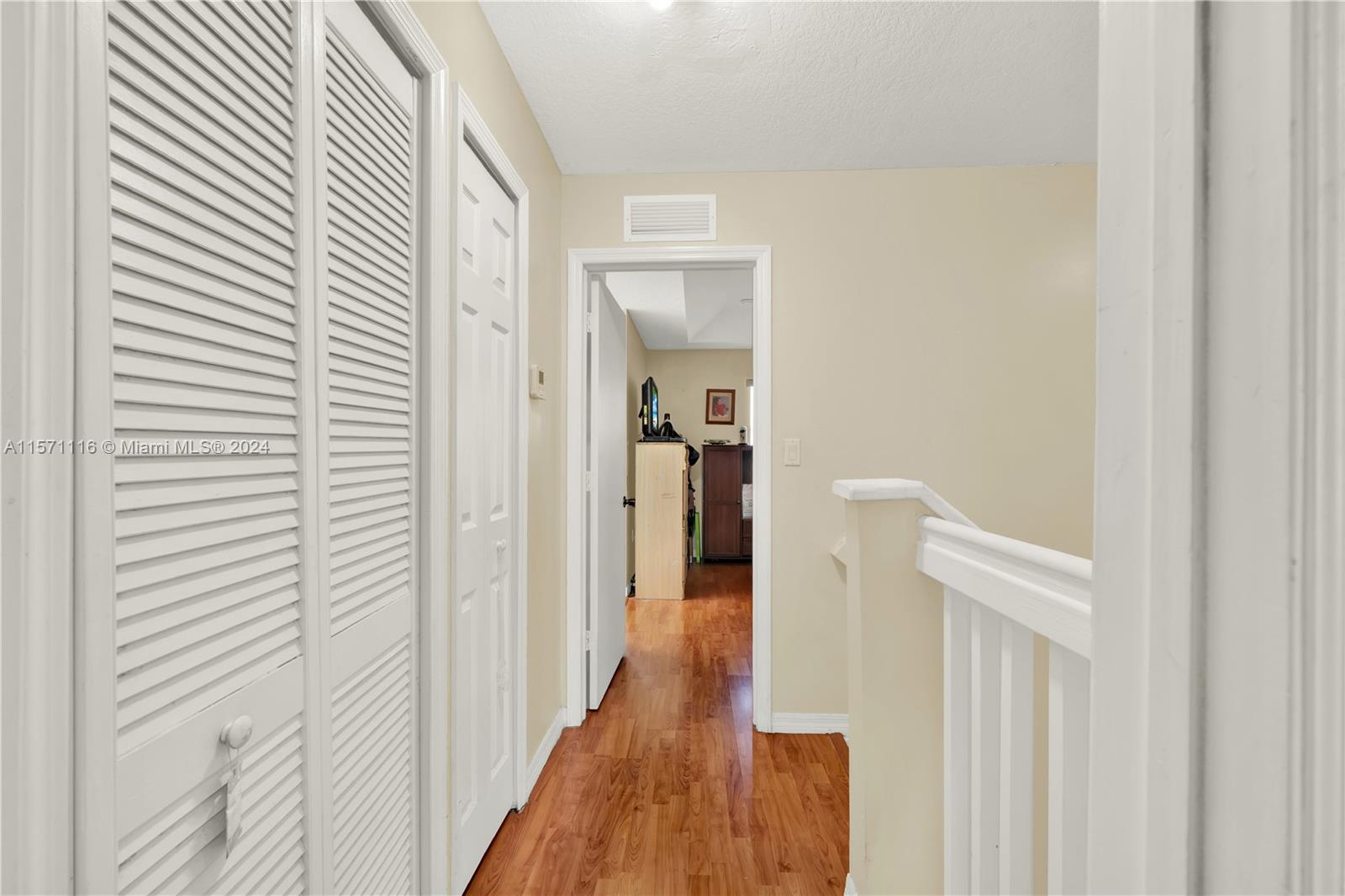 VENETIA GROVE - Residential