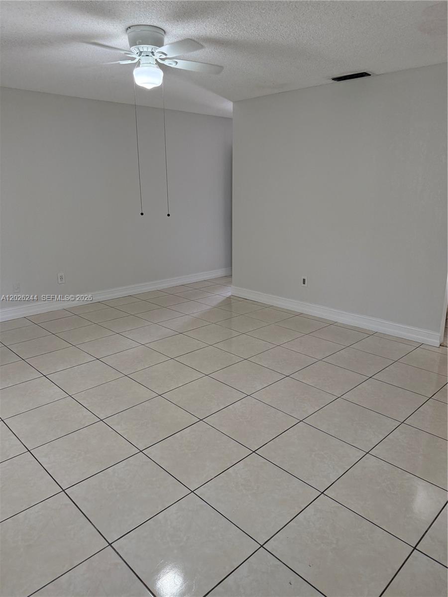 SANDALFOOT COVE SEC 5 - Residential Lease