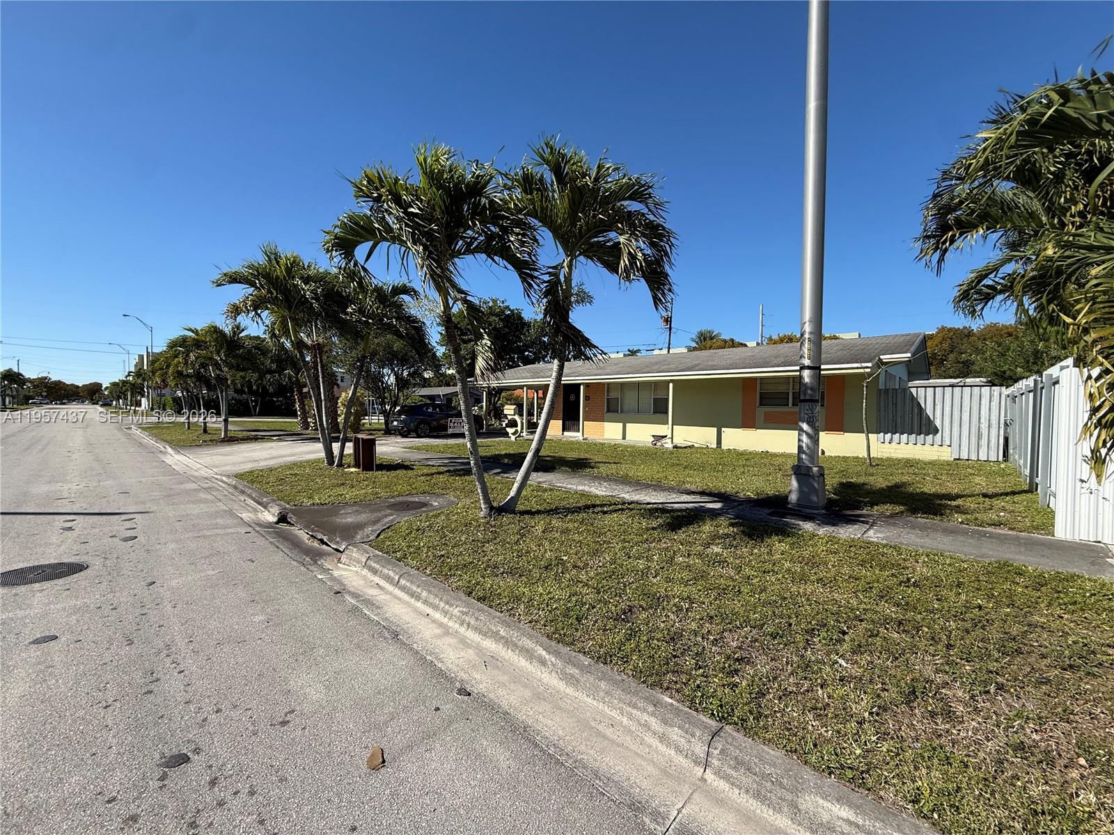 HIALEAH 3RD ADDN - Residential