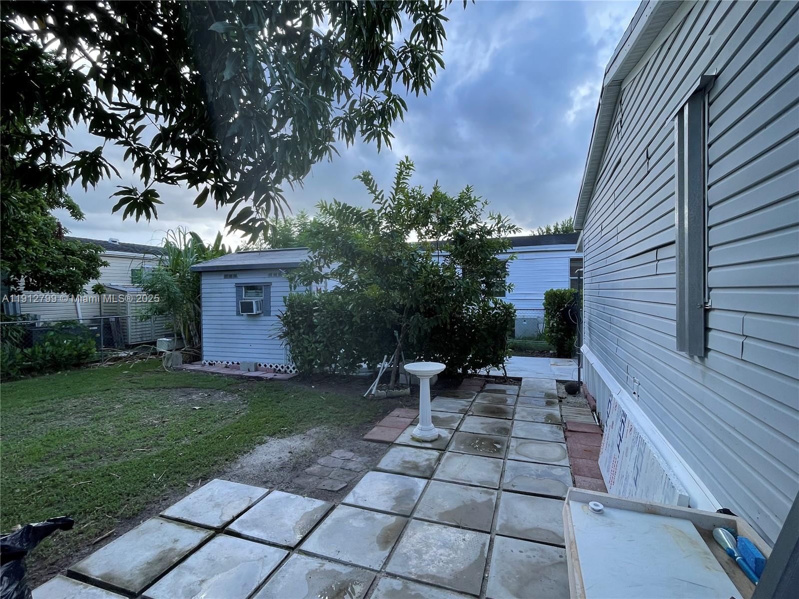 AMERICANA VILLAGE CONDO - Residential Lease