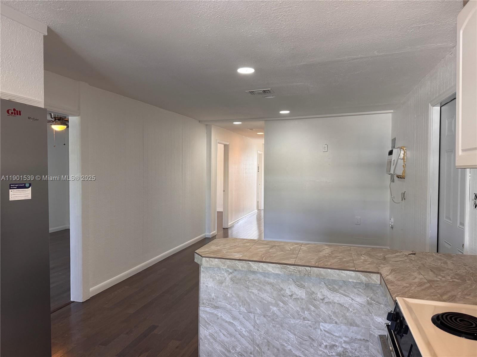 LAKE SURPRISE ESTATES - Residential