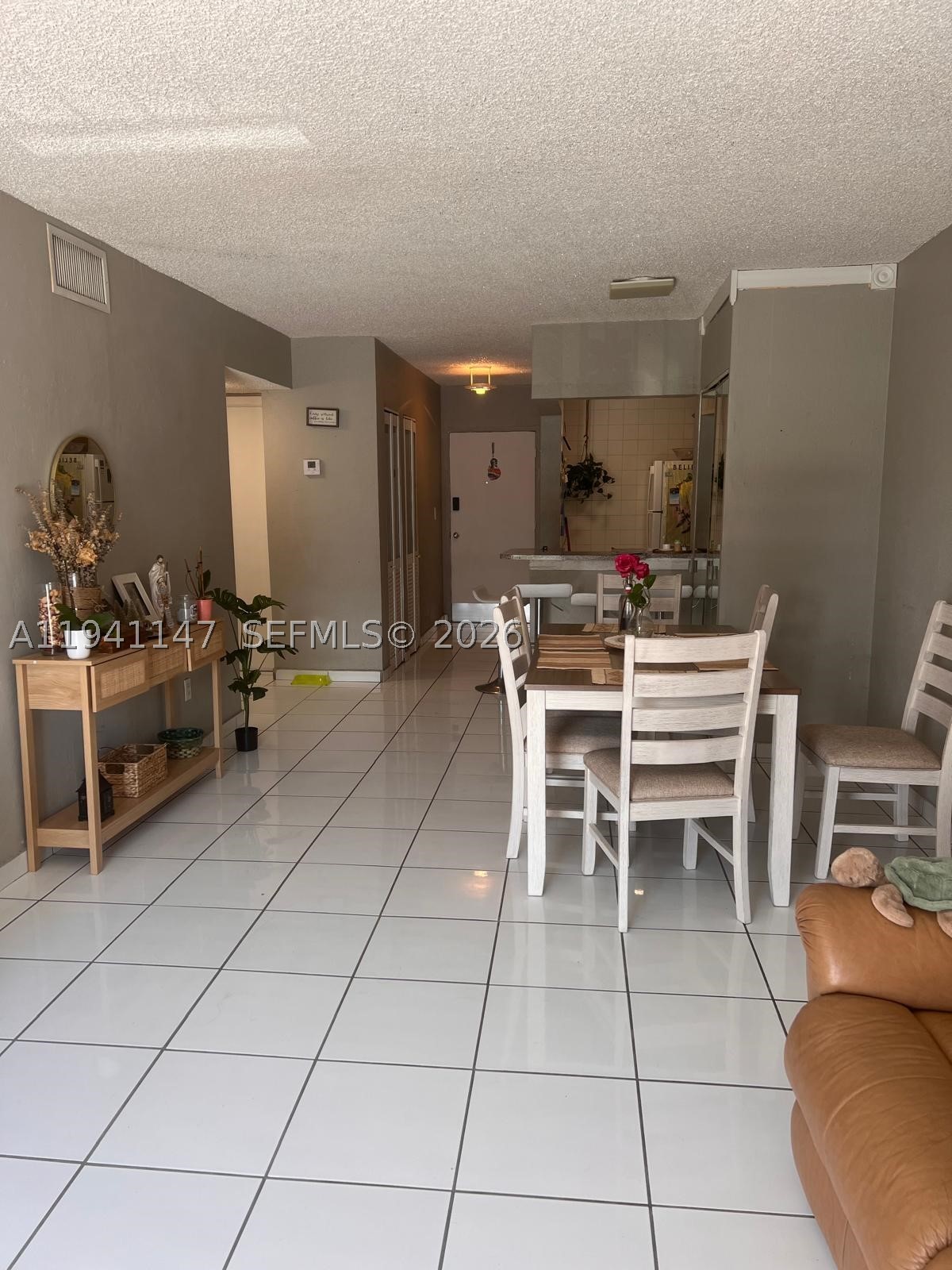 EL LAGO CONDO - Residential