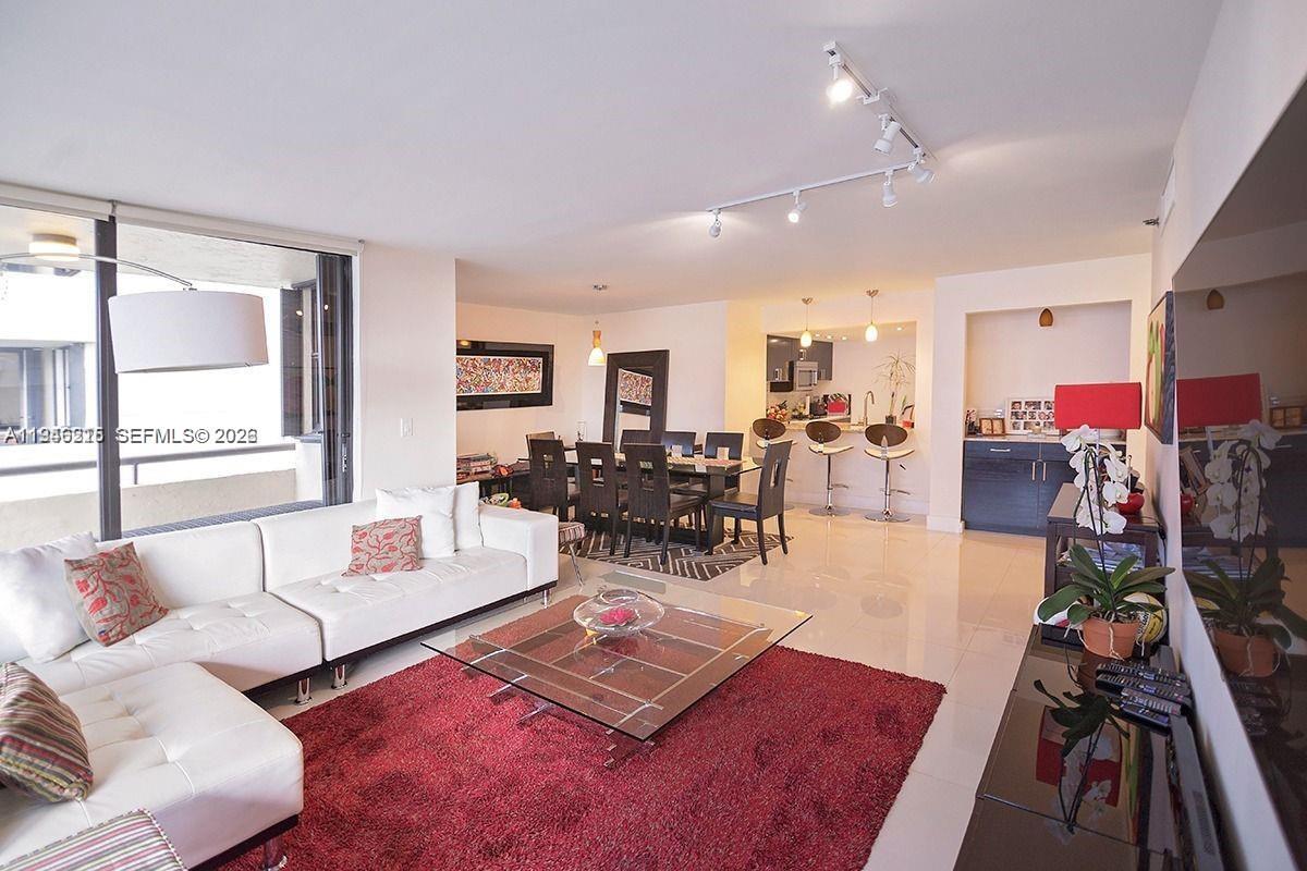 Beautifully remodeled 2-bedroom, 2-bath residence in the heart of Key Biscayne. This bright and spacious unit features an open living and dining area, a beautifully updated kitchen with wood cabinetry, granite countertops, and stainless-steel appliances, plus two covered assigned parking spaces.The building offers 24-hour concierge, and its recently renovated common areas include a modern lobby, state-of-the-art gym, new elevators, and a party/conference room. Perfectly located with direct private sidewalk access to the beach, making this the ideal place to enjoy the Key Biscayne lifestyle.