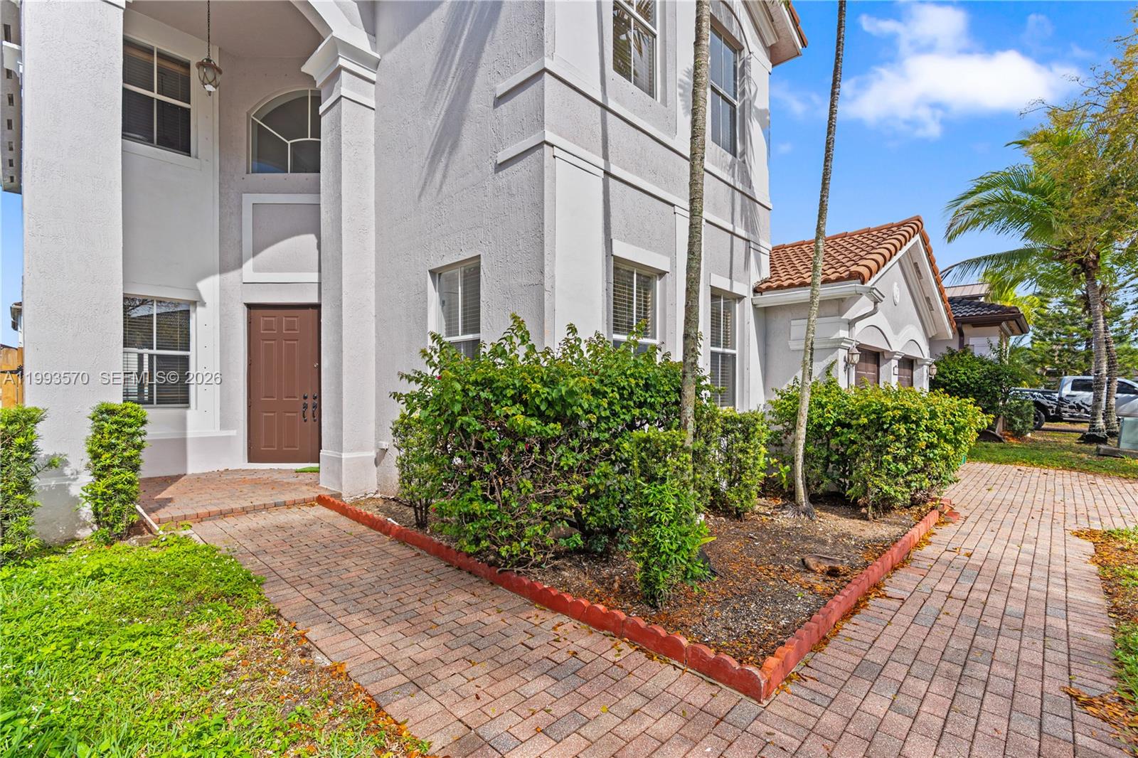 CENTURY GARDENS - Residential