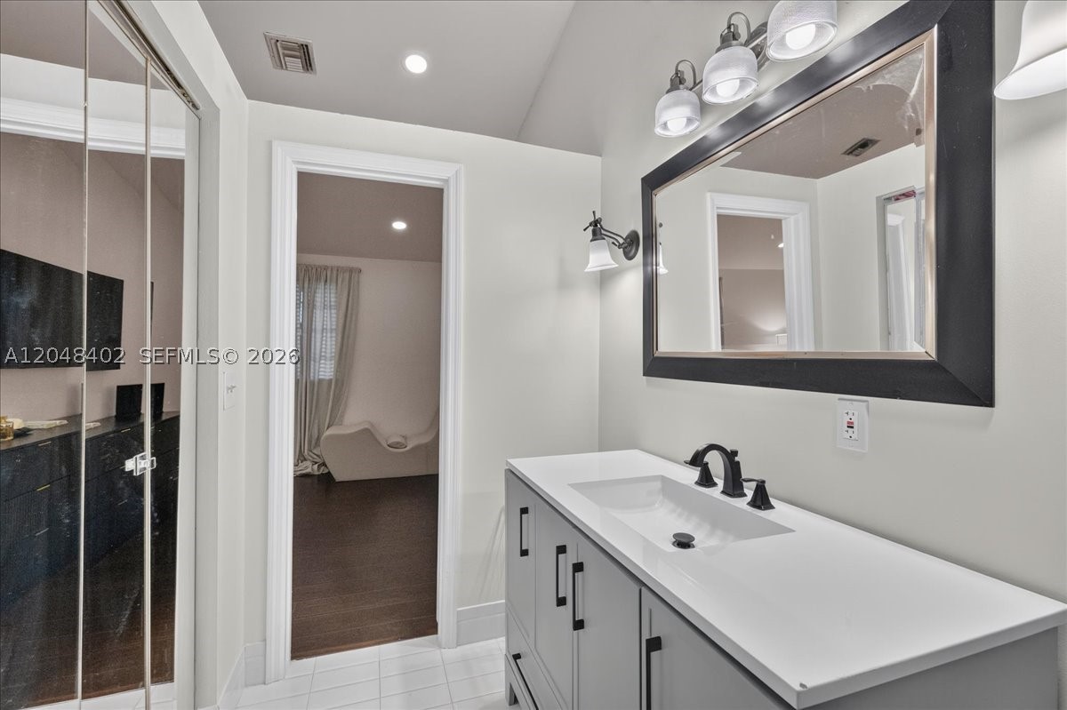 CYPRESS AT WOODMONT III - Residential