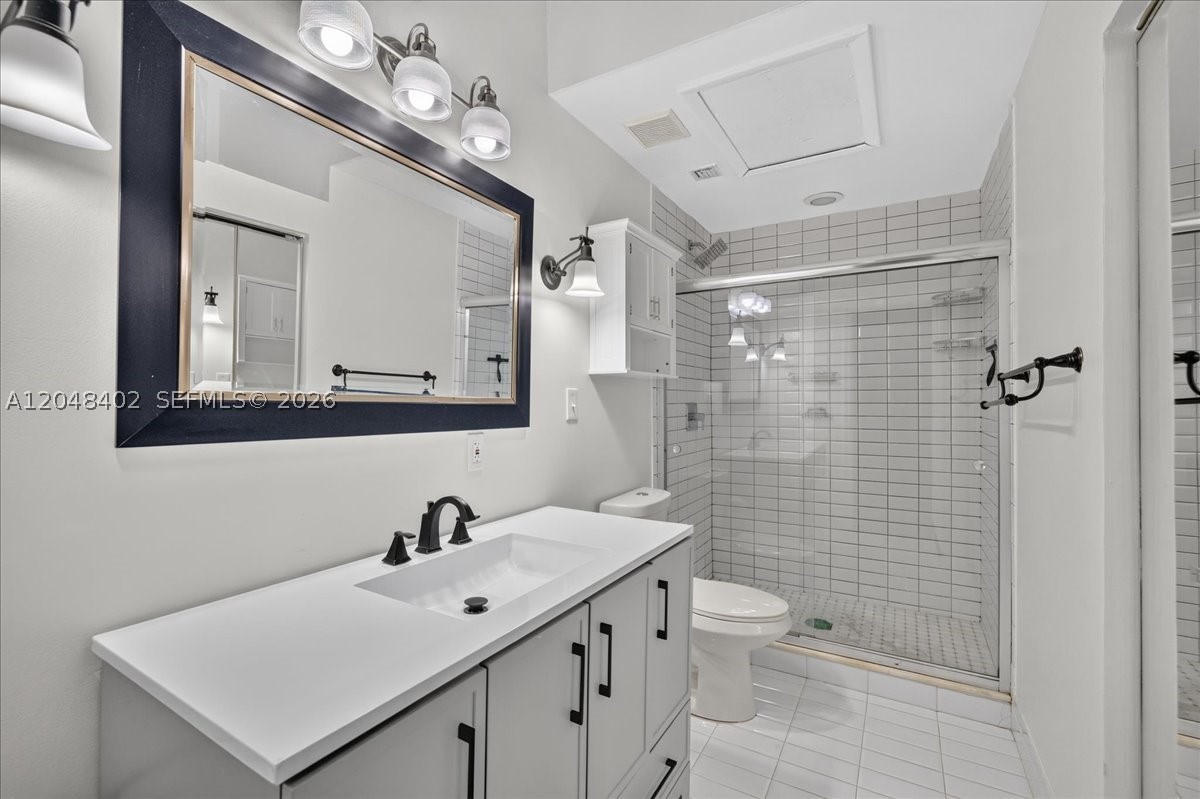 CYPRESS AT WOODMONT III - Residential