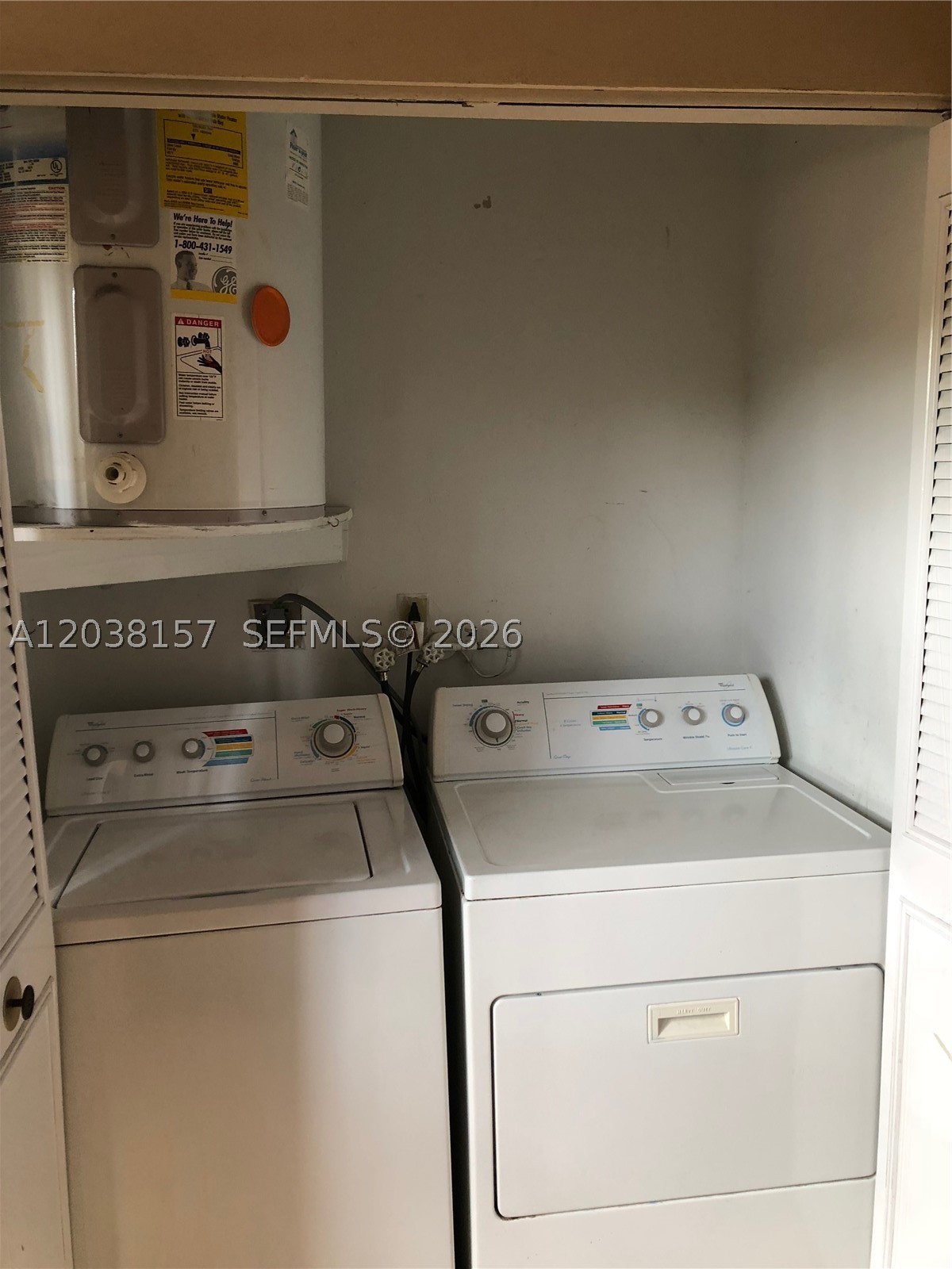 TROPICAL PARK VILLAS COND - Residential Lease