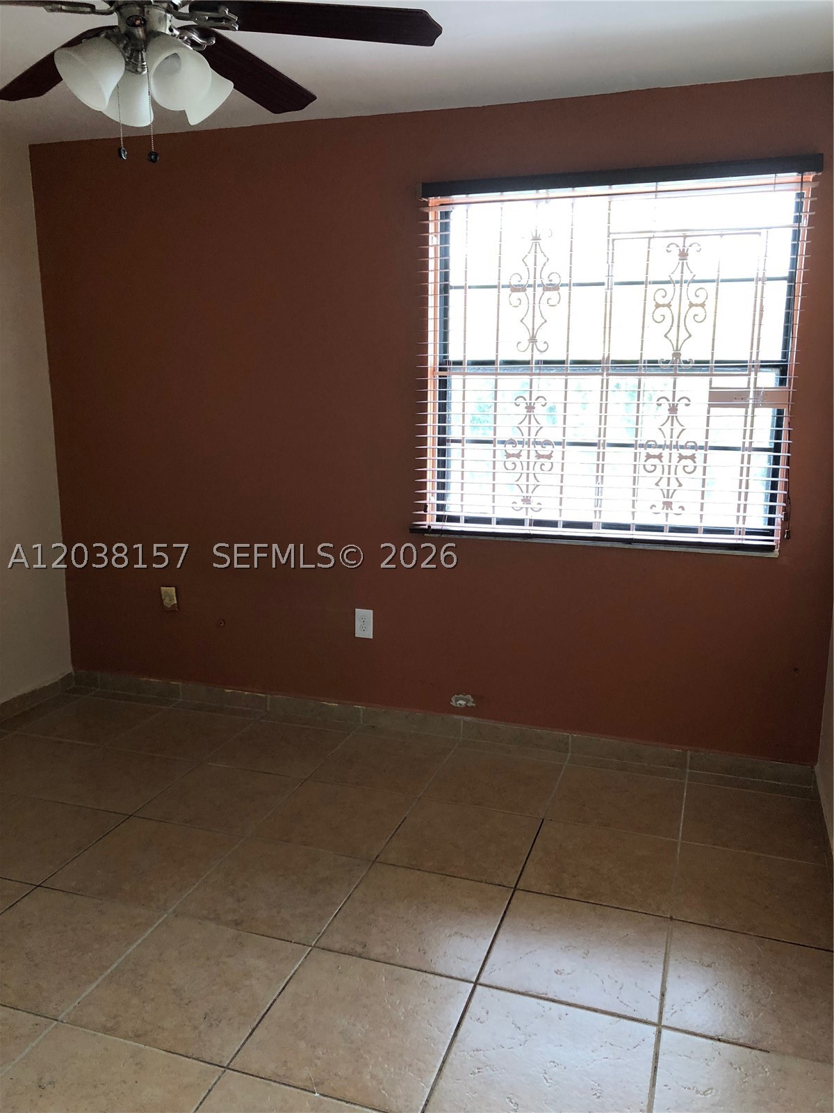 TROPICAL PARK VILLAS COND - Residential Lease