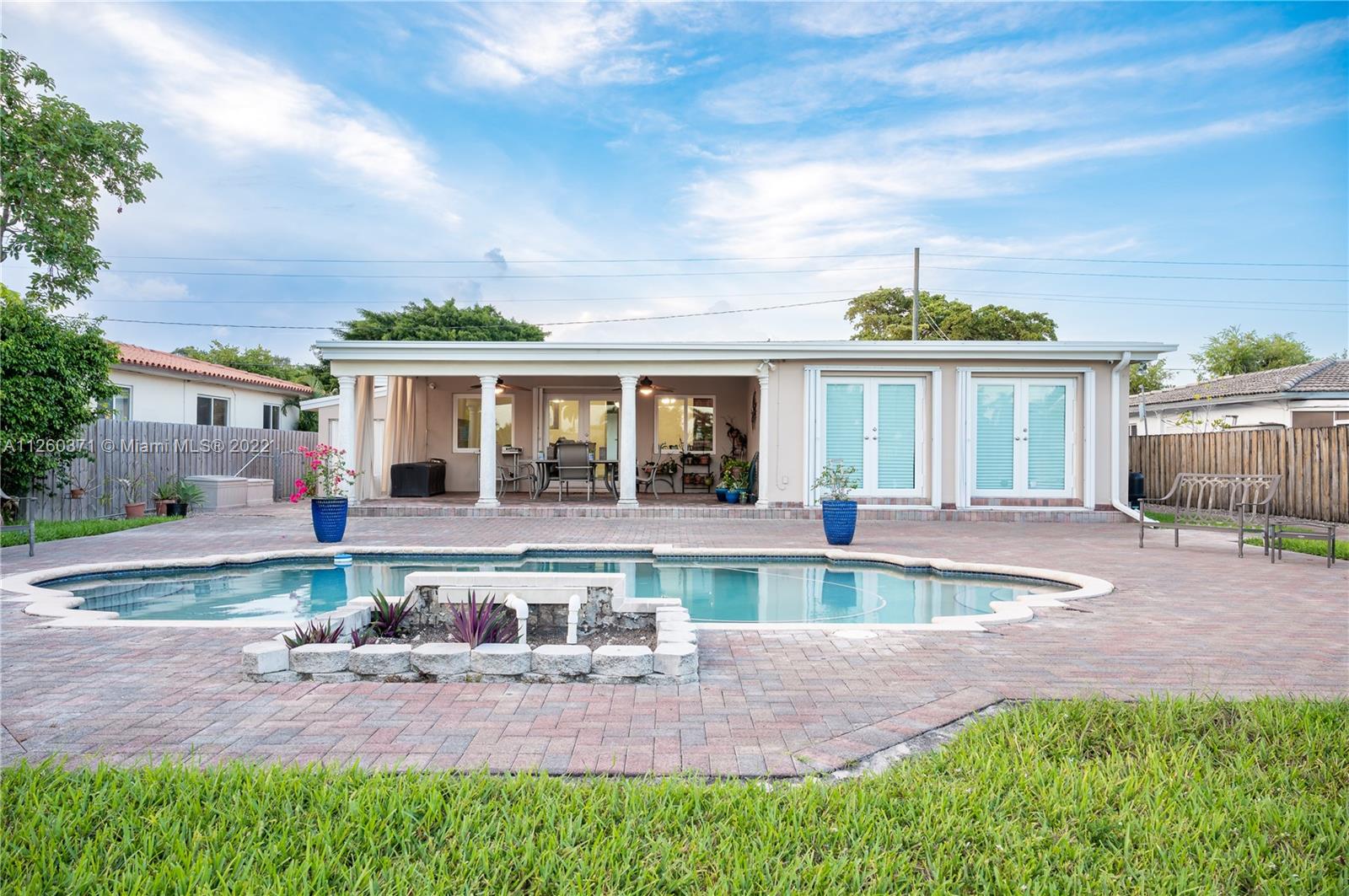 BASS LAKE ESTATES - Residential