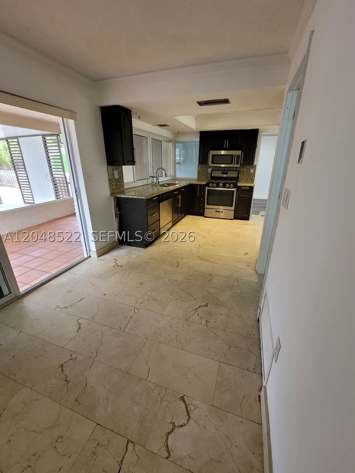 SUNRISE GOLF VILLAGE - Residential Lease