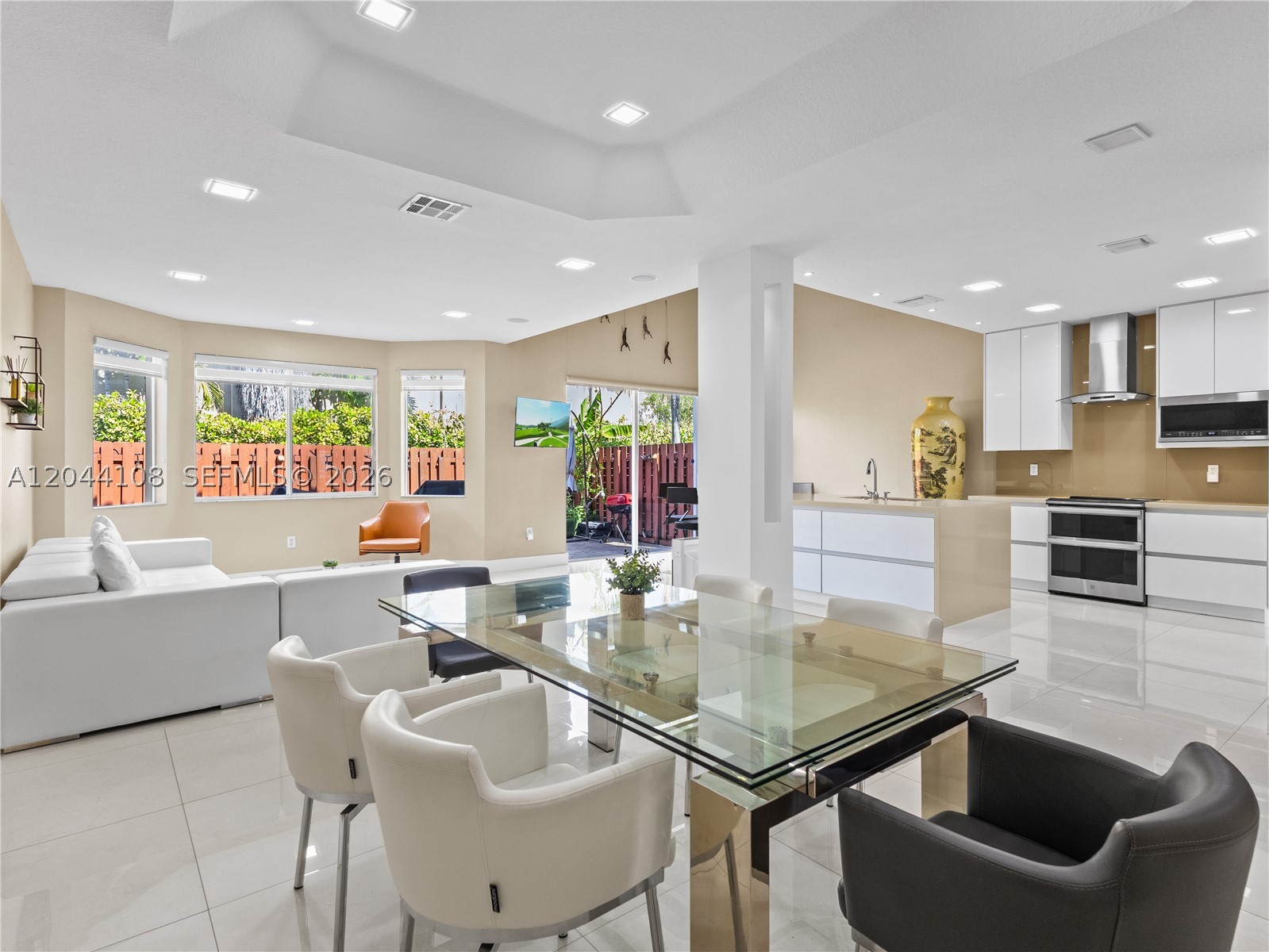 DORAL ISLES ST LUCIA - Residential