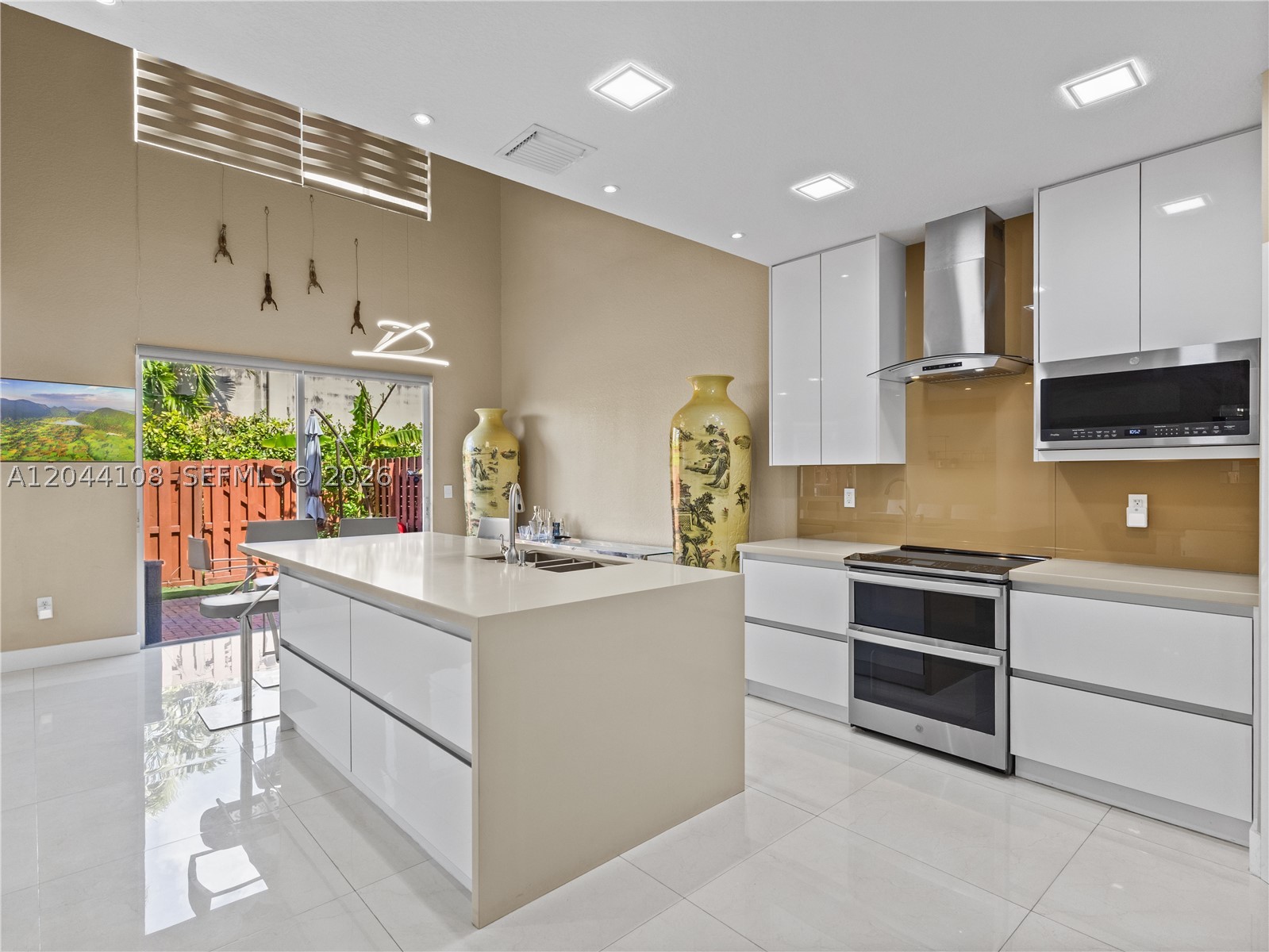 DORAL ISLES ST LUCIA - Residential