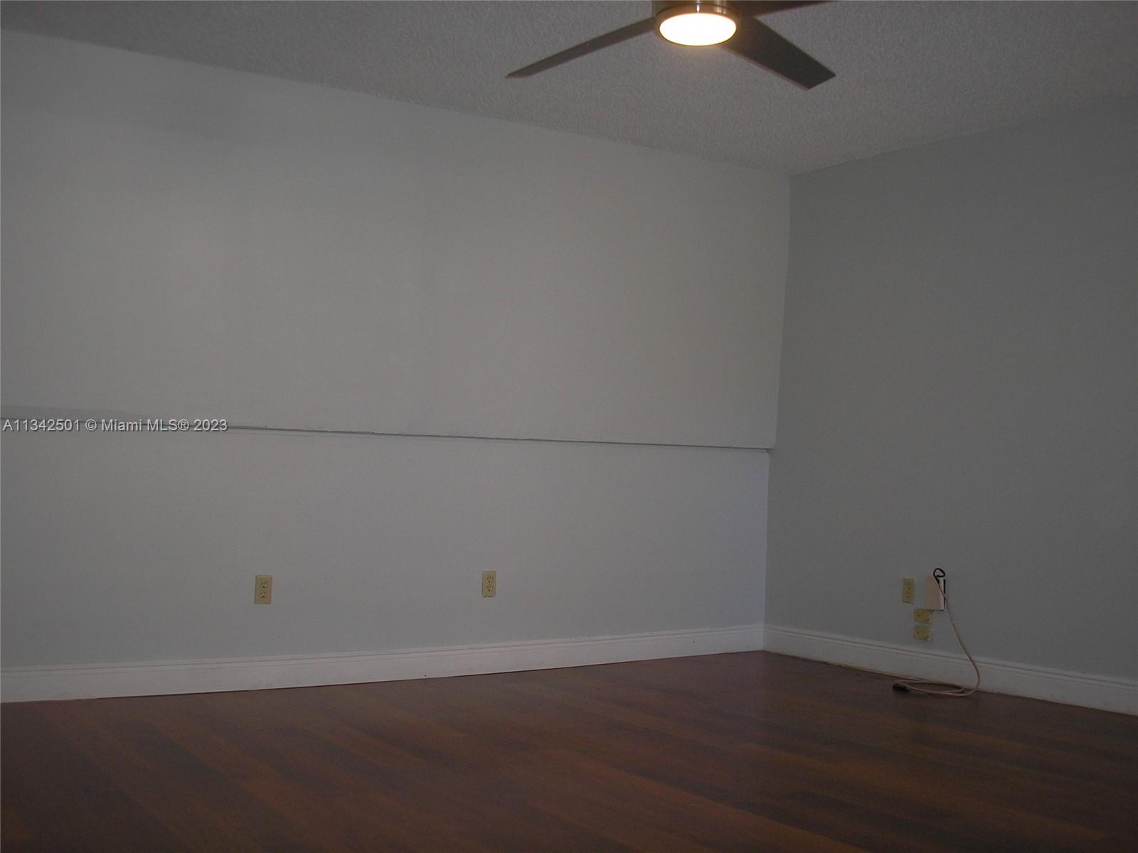 DADELAND WALK - Residential Lease