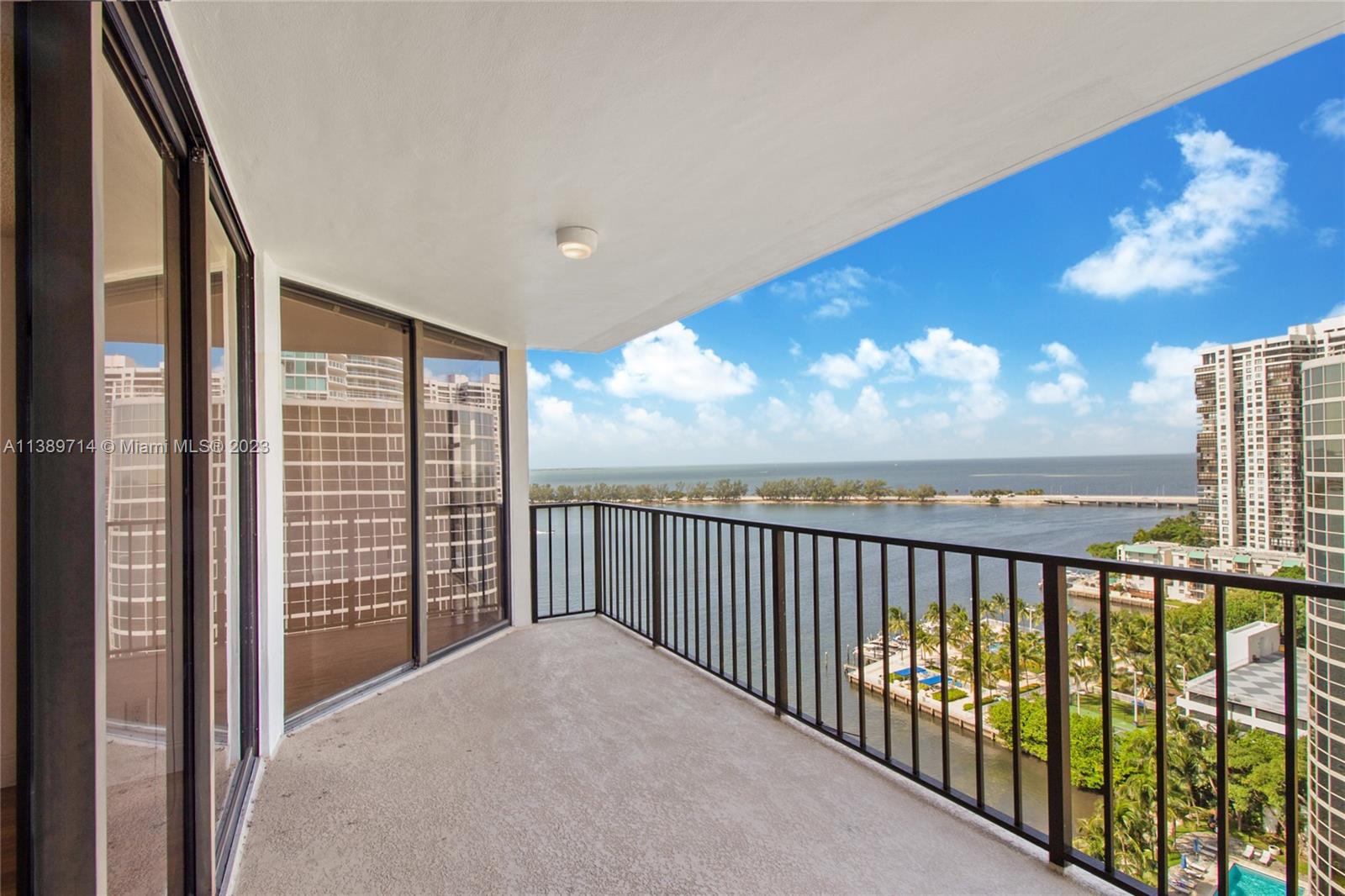 BRICKELL PLACE PHASE II C - Residential Lease