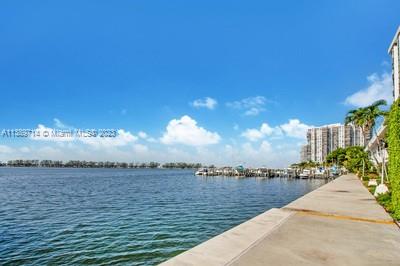 BRICKELL PLACE PHASE II C - Residential Lease