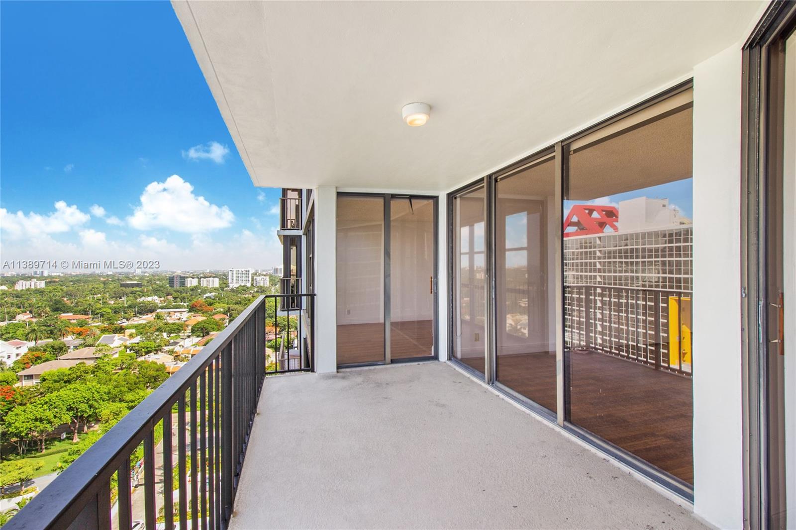 BRICKELL PLACE PHASE II C - Residential Lease