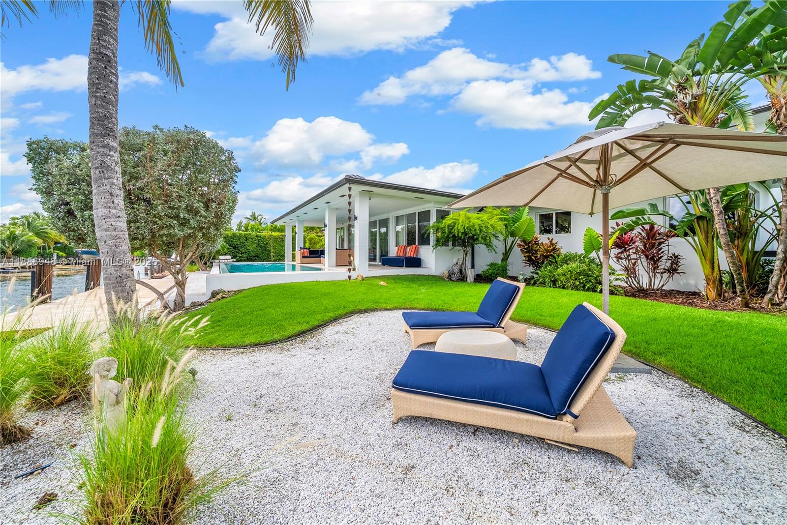 REPLAT MIAMI SHORES BAY - Residential