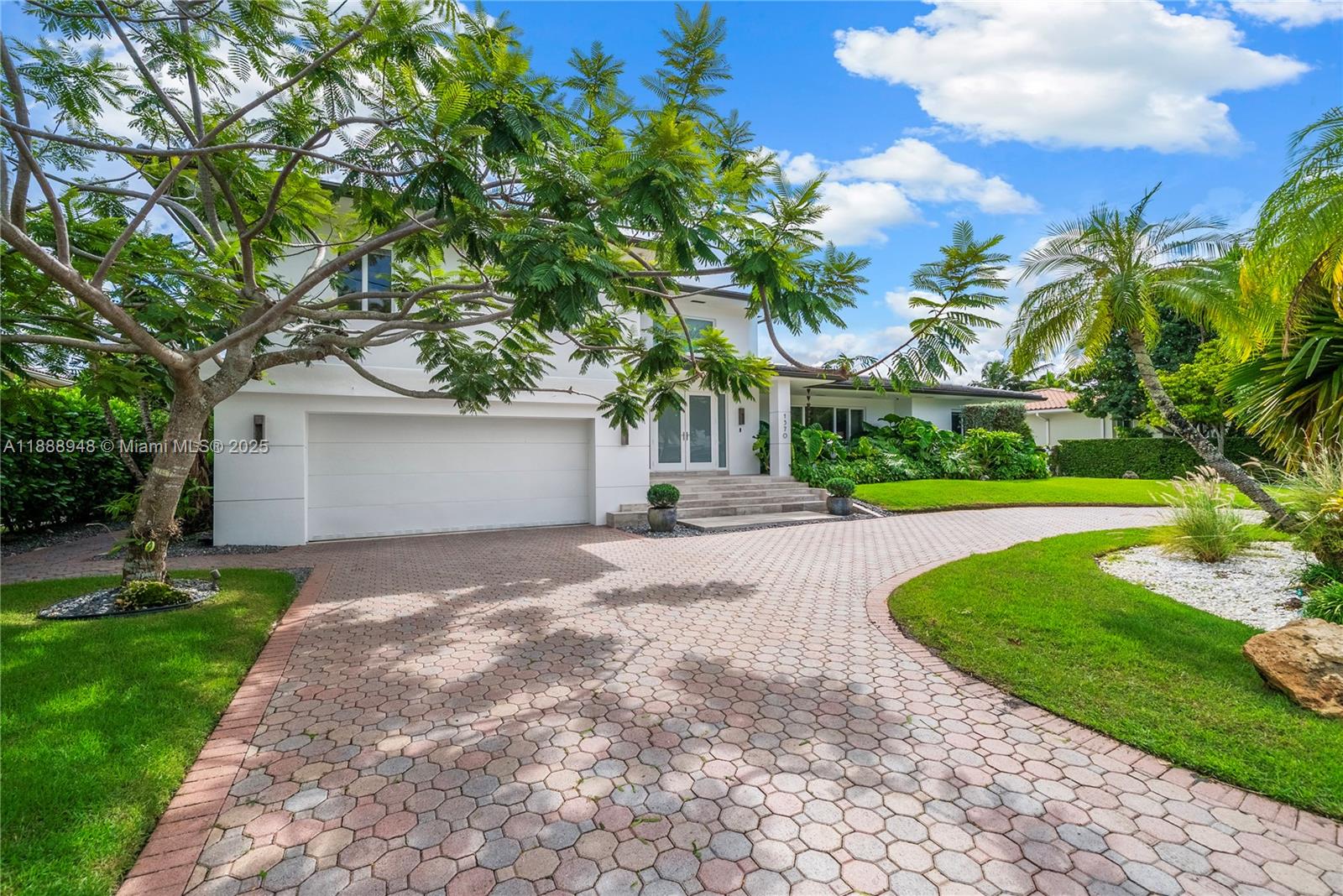 REPLAT MIAMI SHORES BAY - Residential