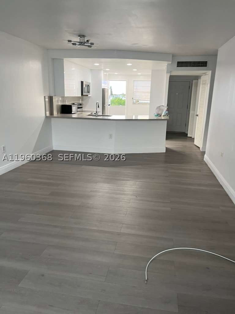 JADE WINDS GROUP-DAISY - Residential