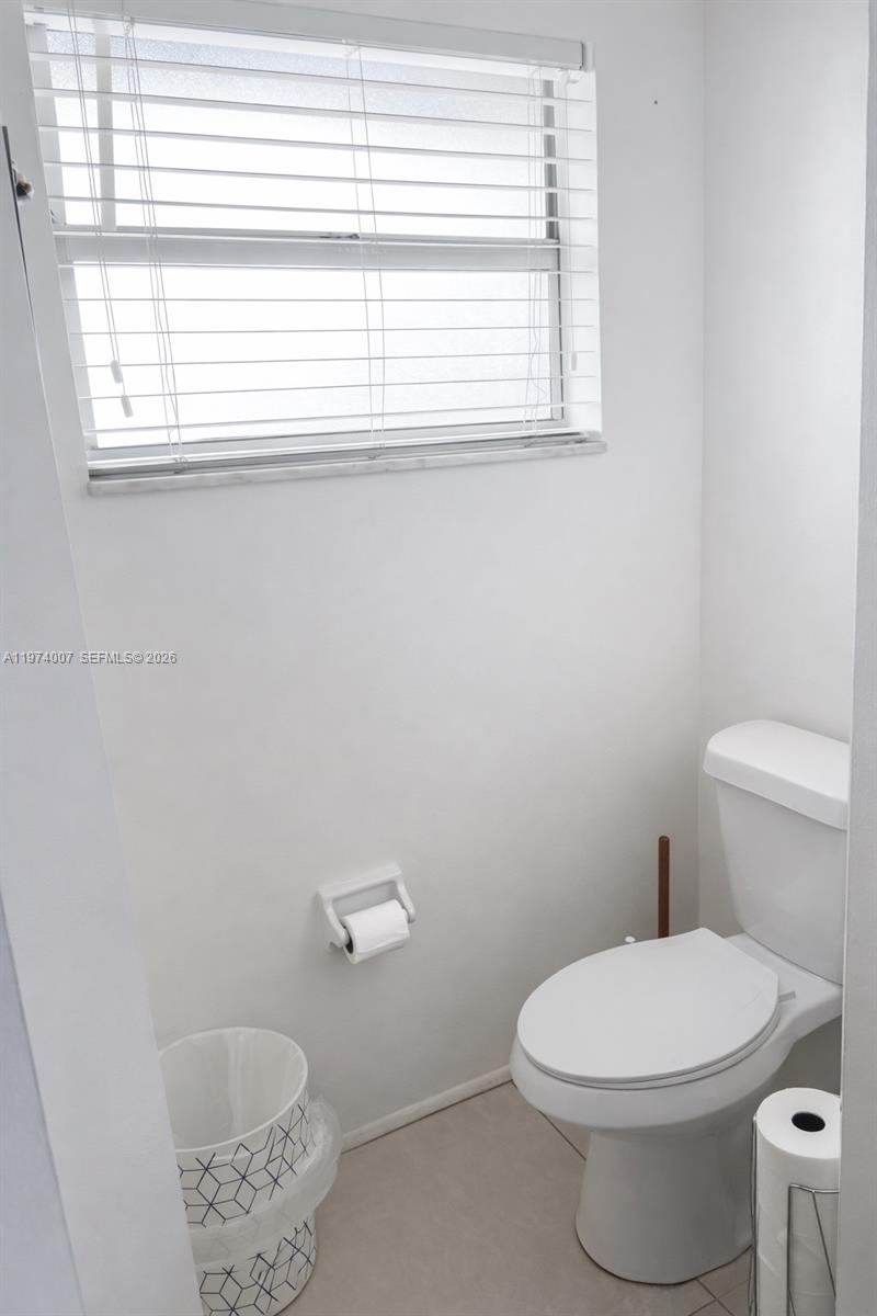 JADE WINDS GROUP - - Residential