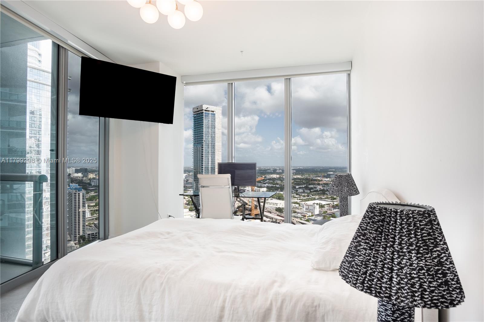 MARINABLUE CONDO - Residential Lease