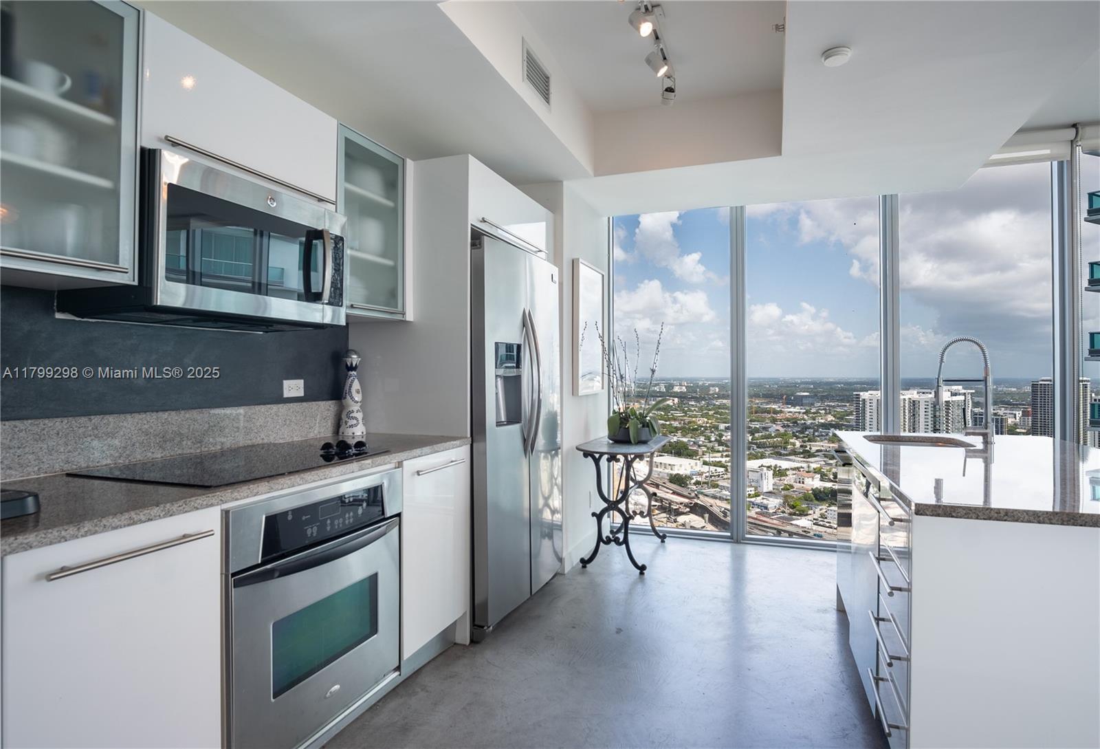 MARINABLUE CONDO - Residential Lease
