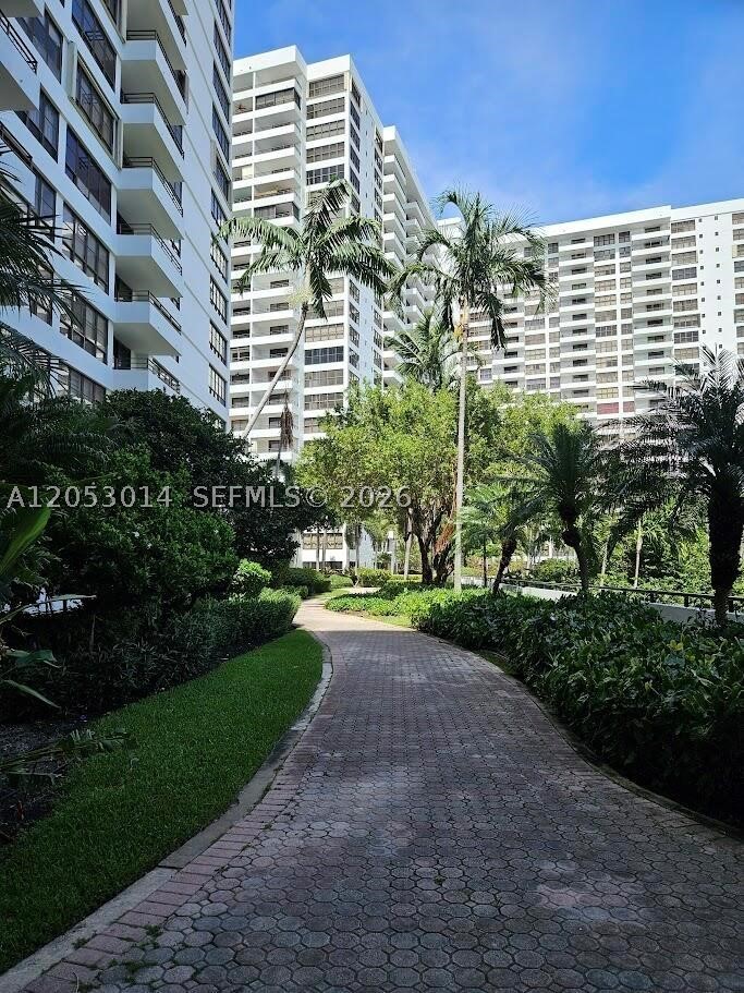 OLYMPUS CONDO PHASE - Residential Lease