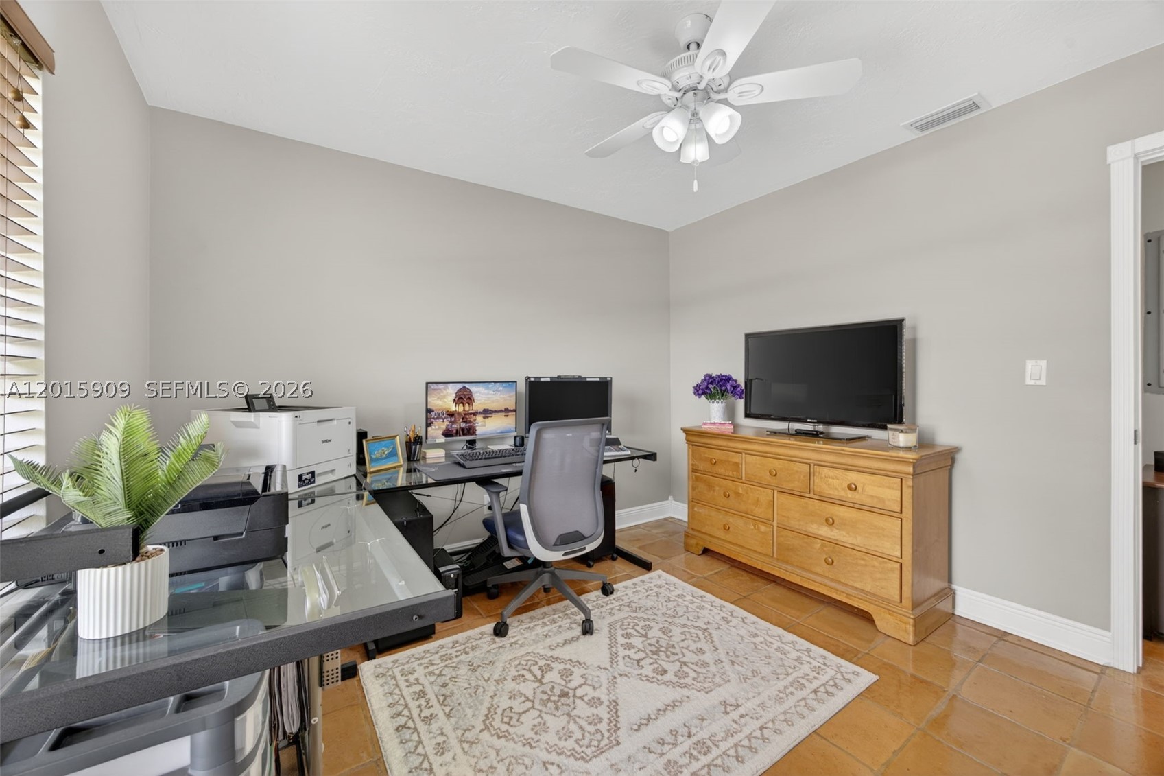 DEVON-AIRE ESTATES SEC 3 - Residential
