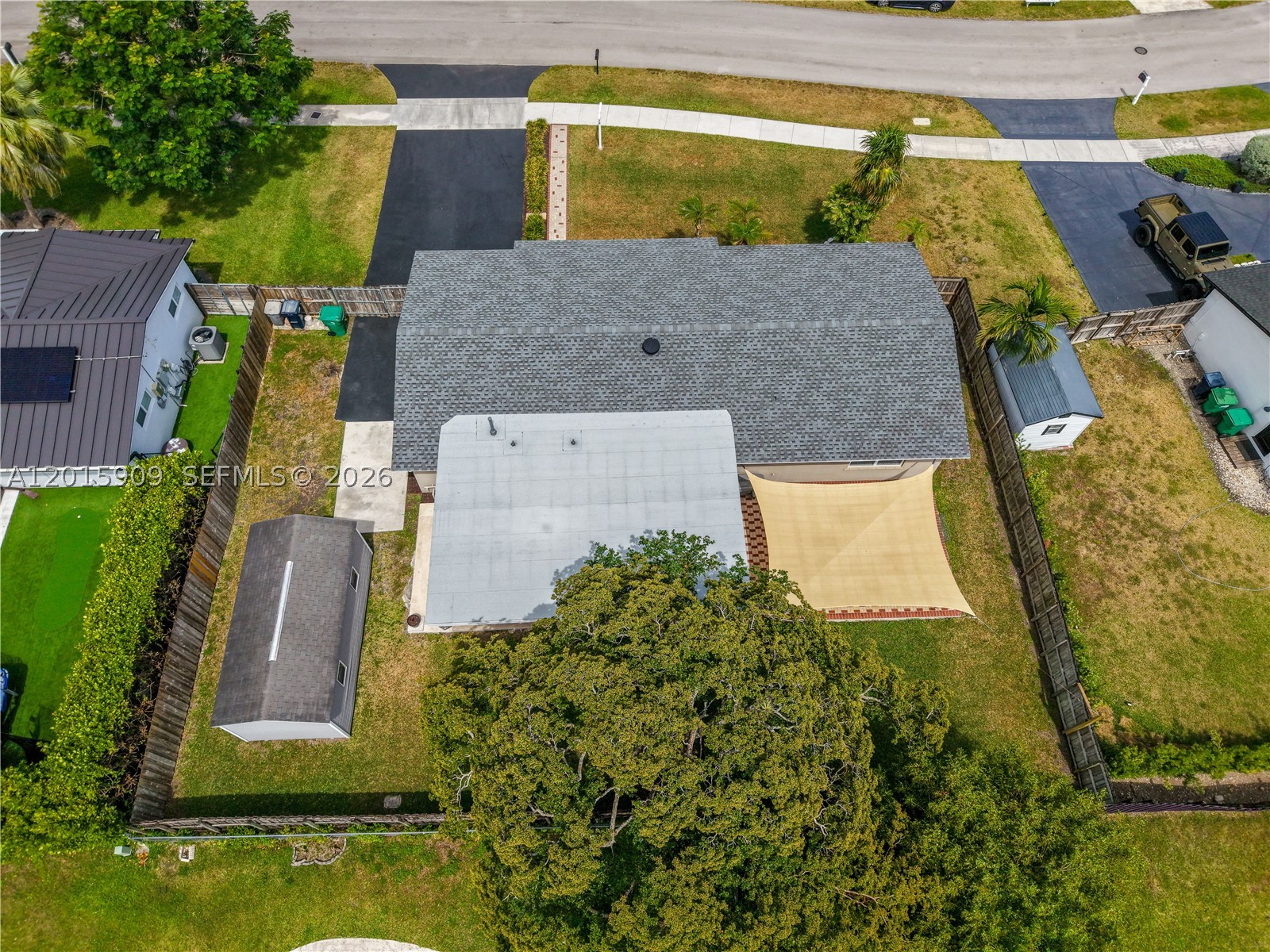 DEVON-AIRE ESTATES SEC 3 - Residential