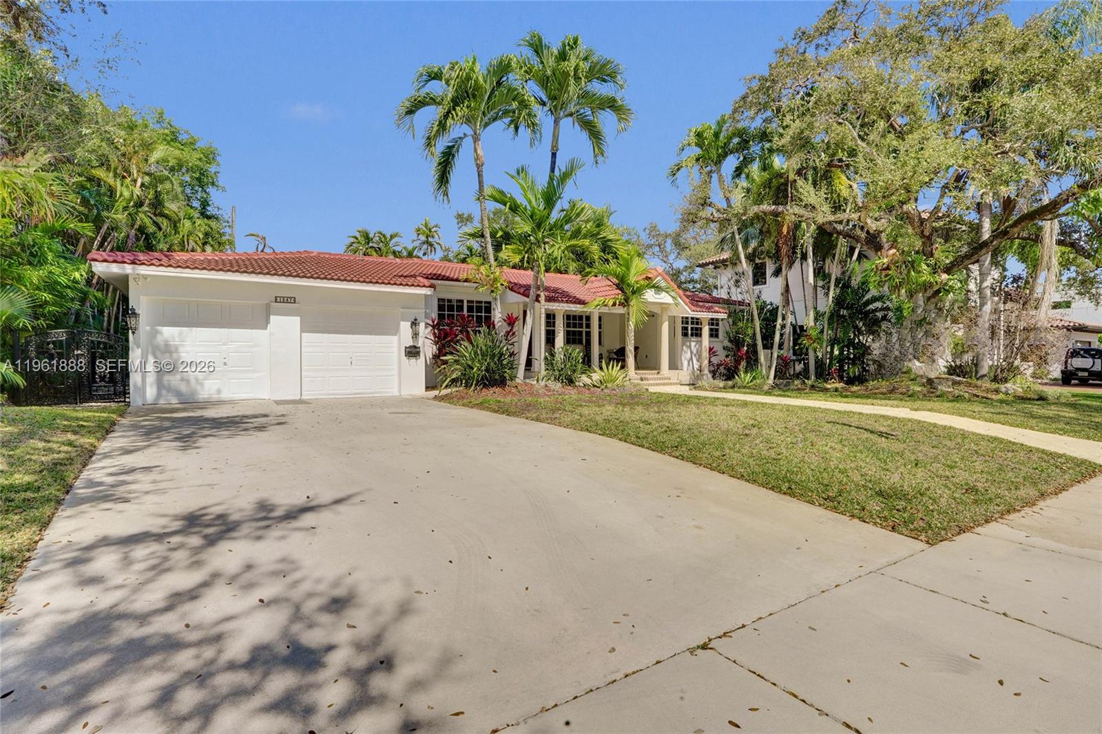 BAY BREEZE SEC MIAMI SHOR - Residential