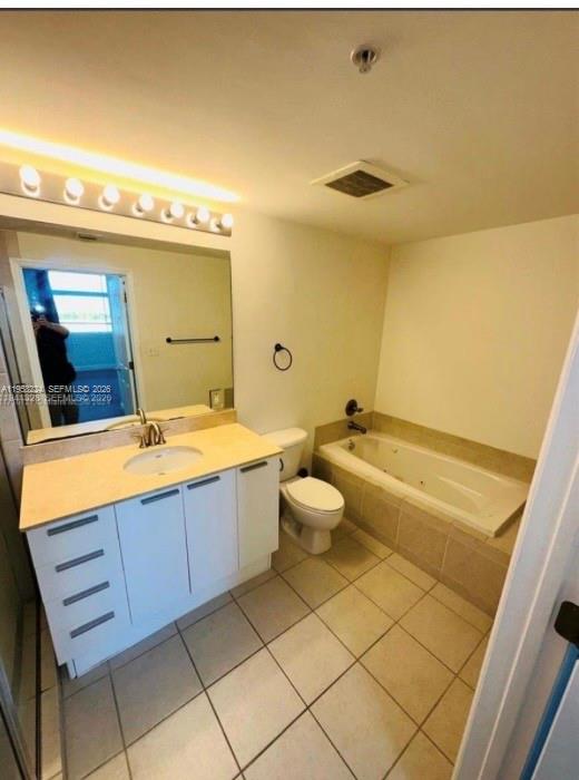 HOLLYWOOD STATION RES CON - Residential