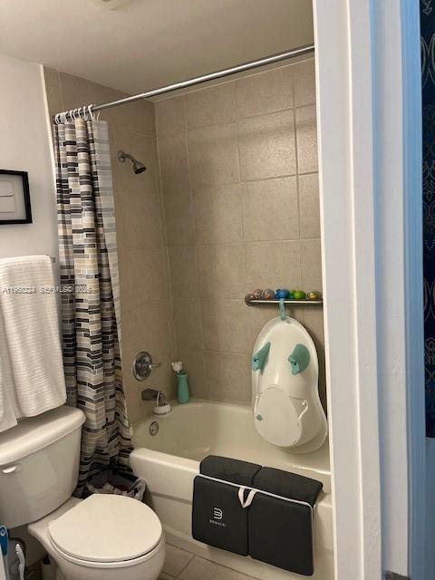 HOLLYWOOD STATION RES CON - Residential