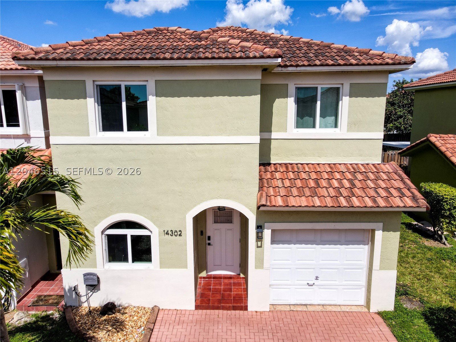 PRECIOUS HOMES AT TWIN LA - Residential