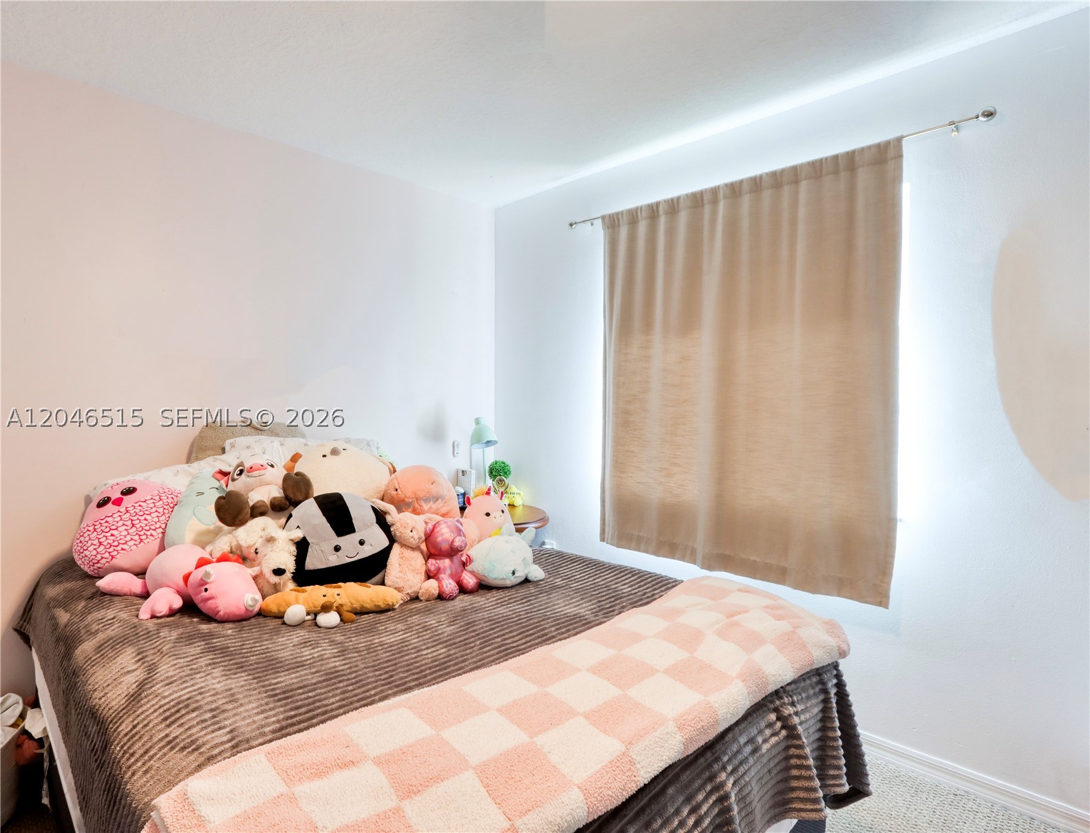 PRECIOUS HOMES AT TWIN LA - Residential