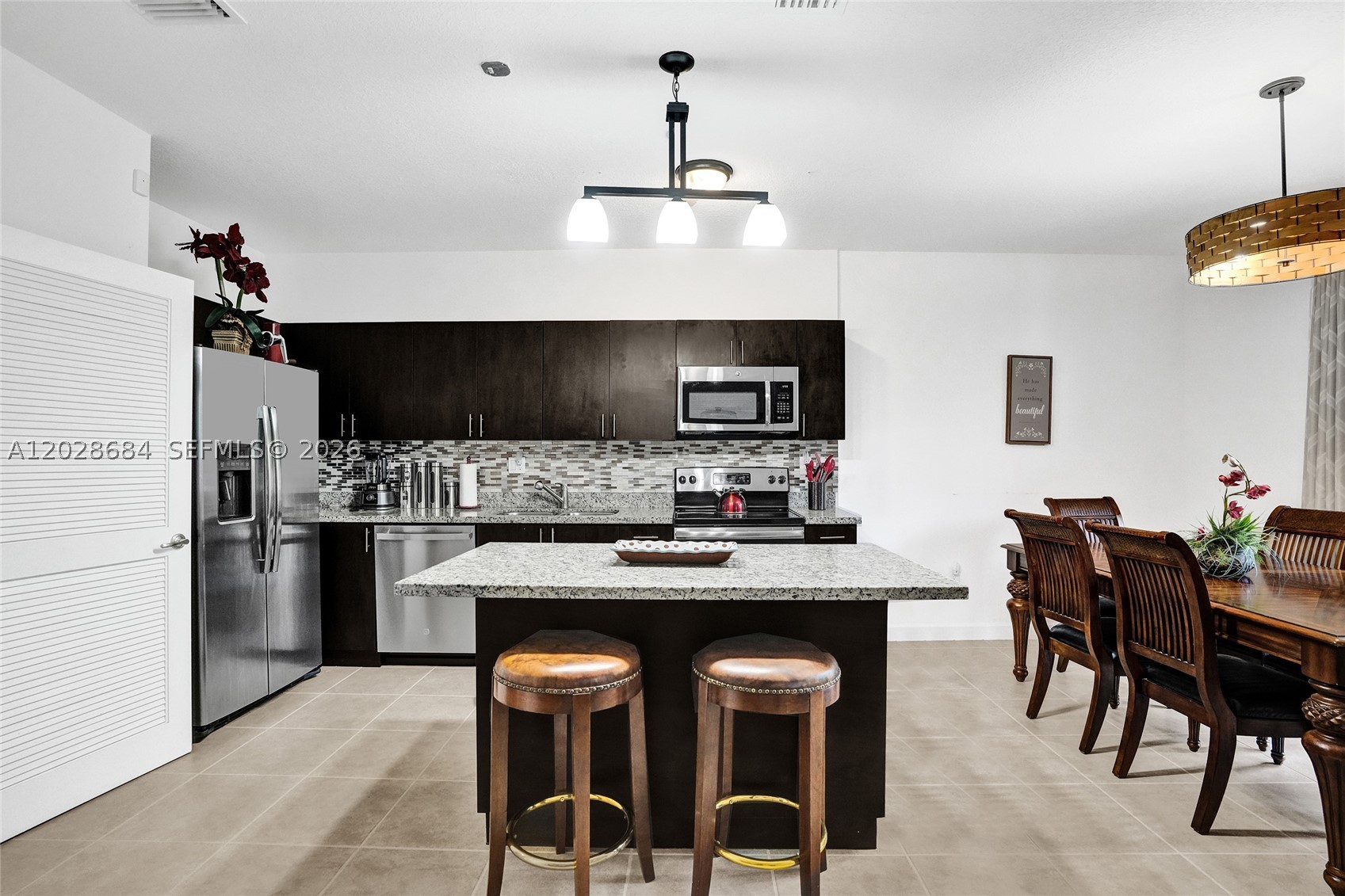 OAK HAMMOCK TOWNHOMES SUB - Residential