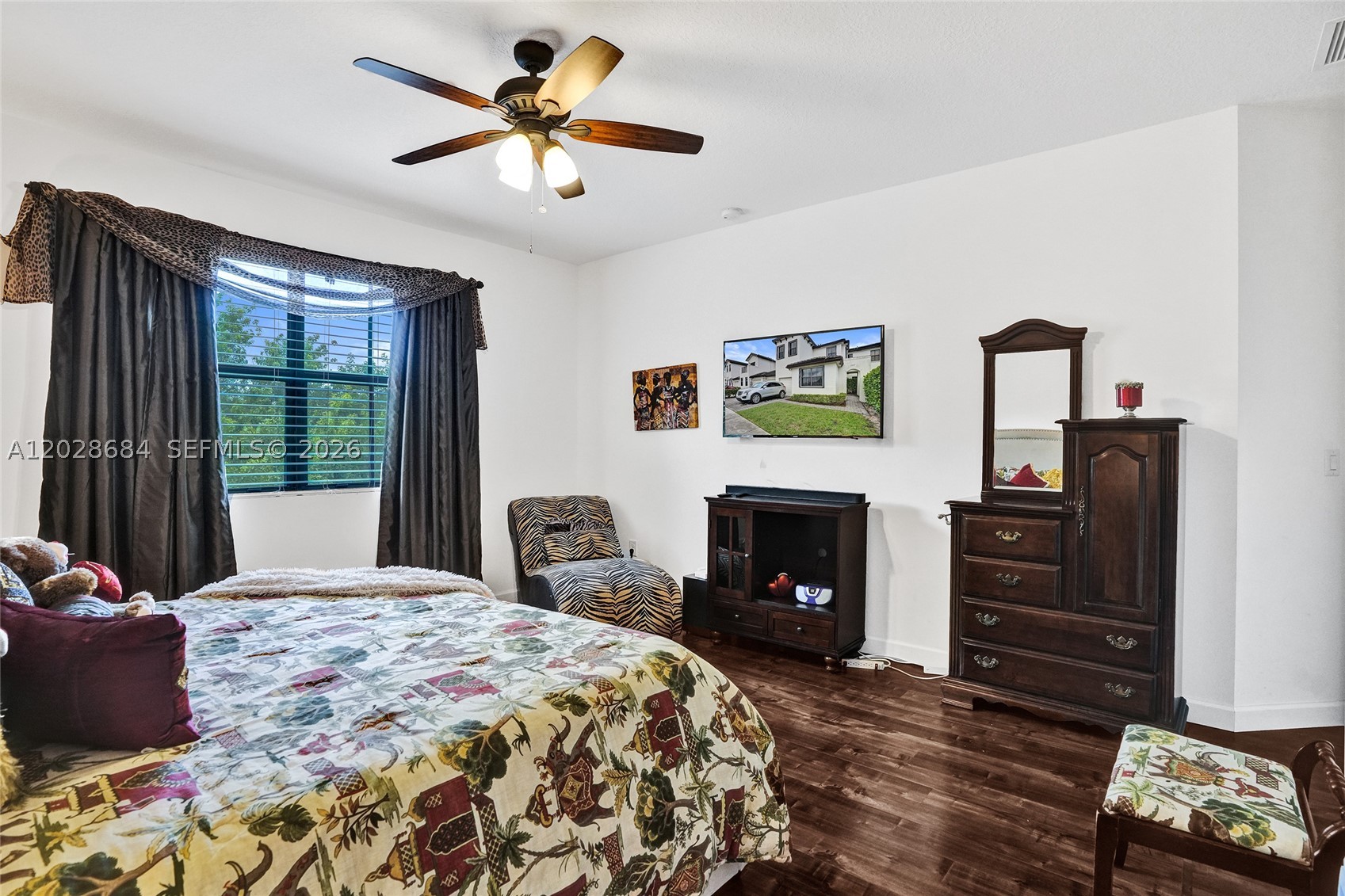 OAK HAMMOCK TOWNHOMES SUB - Residential
