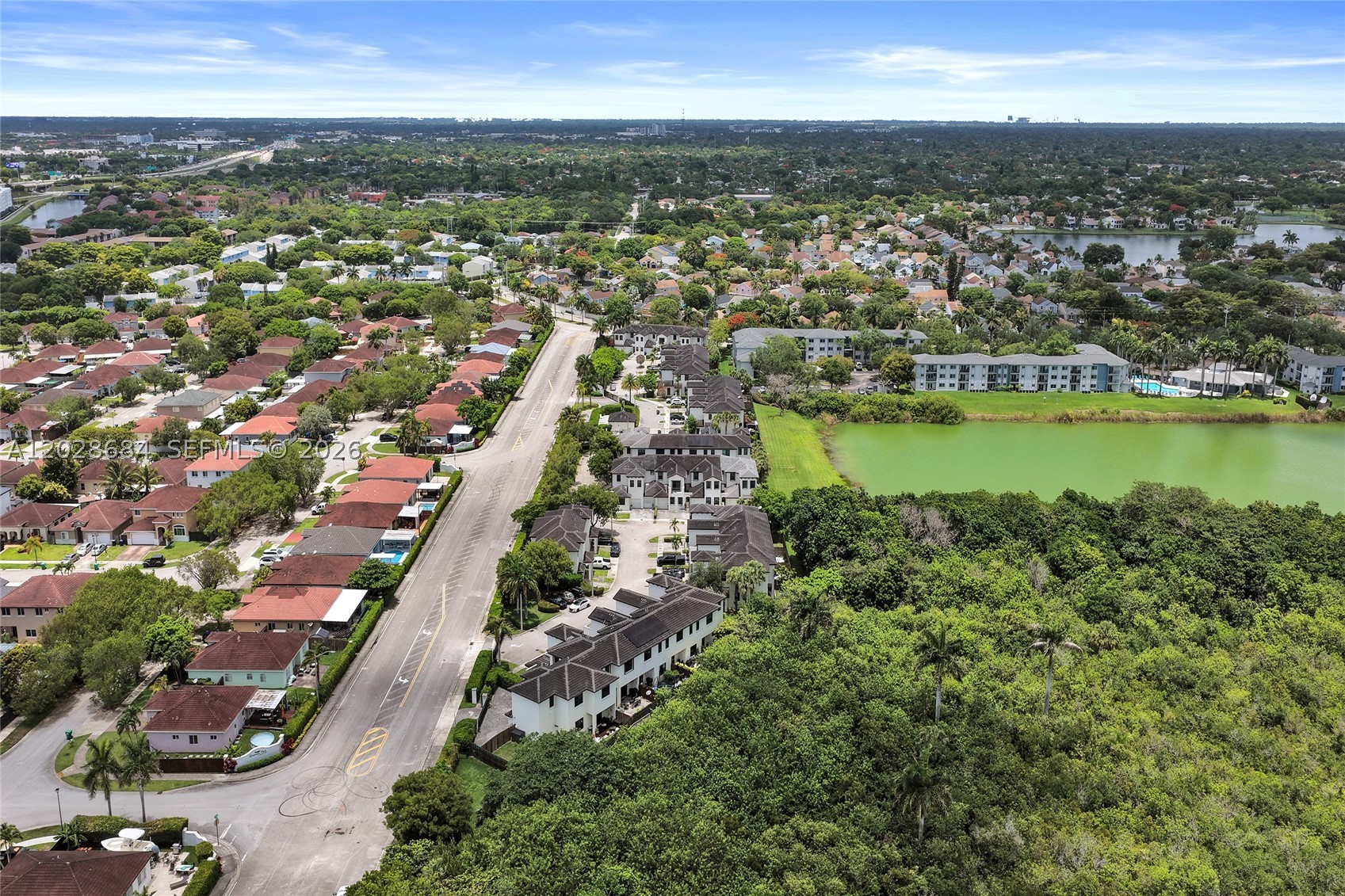OAK HAMMOCK TOWNHOMES SUB - Residential