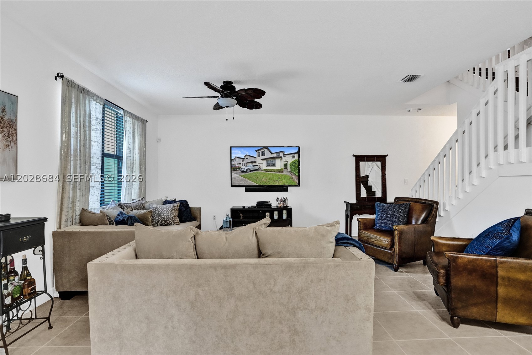 OAK HAMMOCK TOWNHOMES SUB - Residential