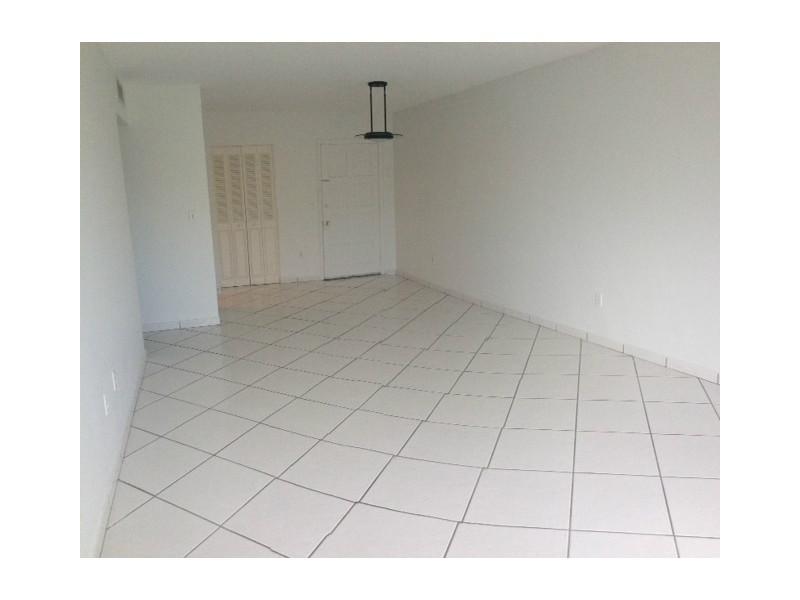 ROYAL CARIBBEAN CLUB COND - Residential Lease