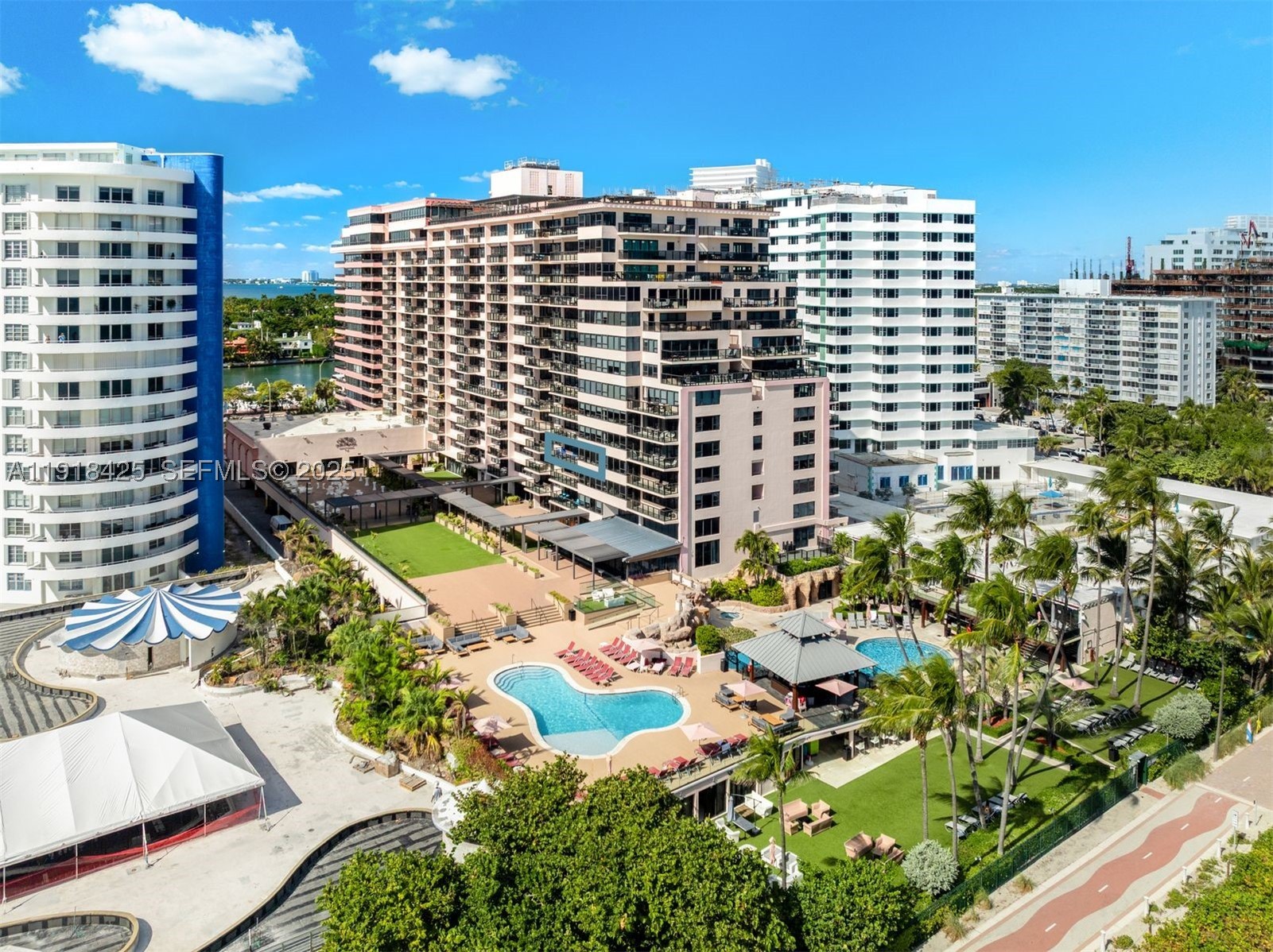 THE ALEXANDER CONDO - Residential