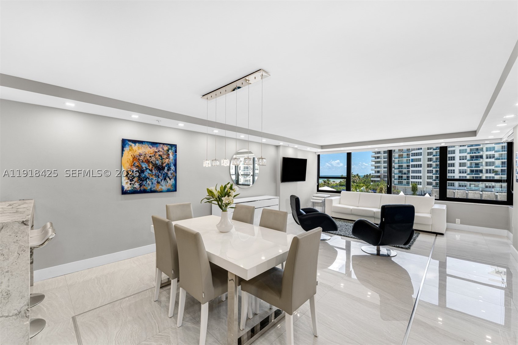 THE ALEXANDER CONDO - Residential