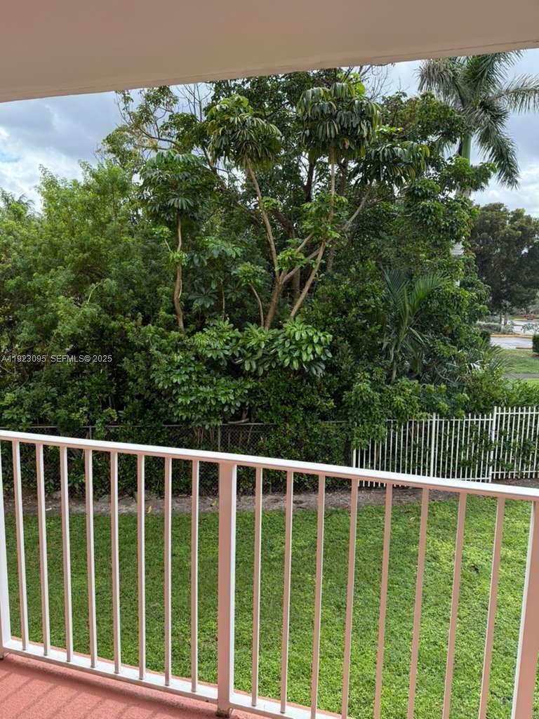 CORAL GATE WEST CONDO - Residential