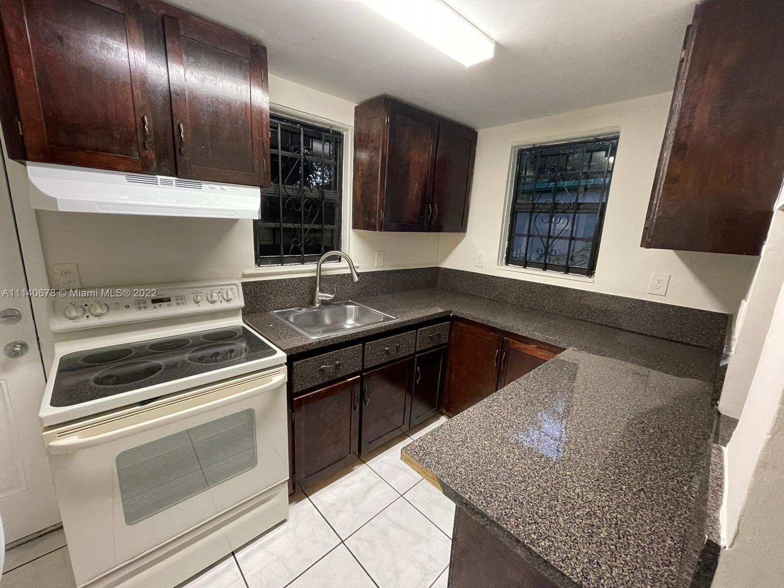 GRIFFINS SUB - Residential Lease