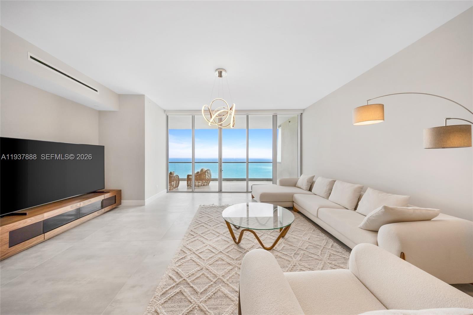 Turnberry Ocean Club - Residential